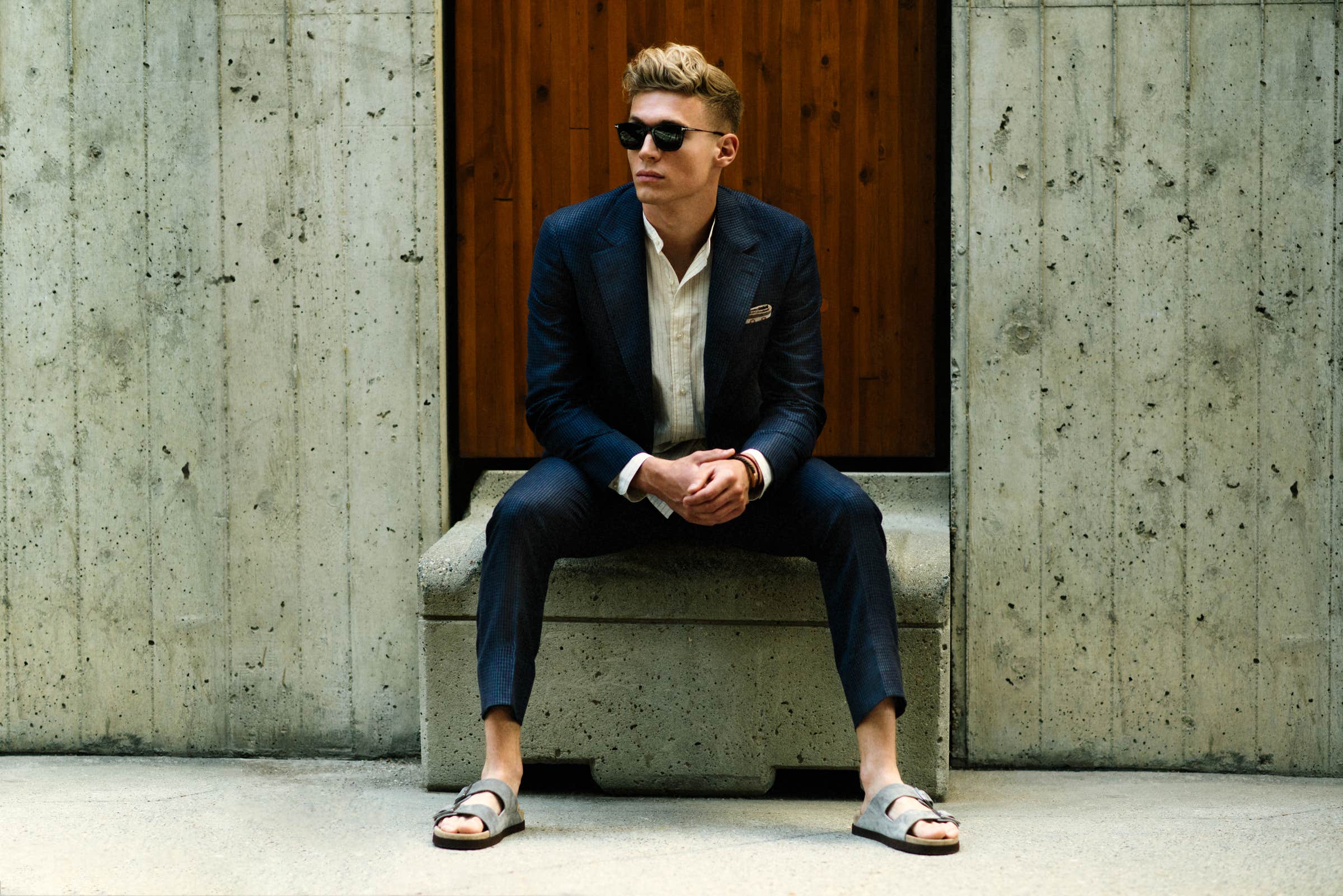How to pull off the nonchalant elegance of the casual summer suit