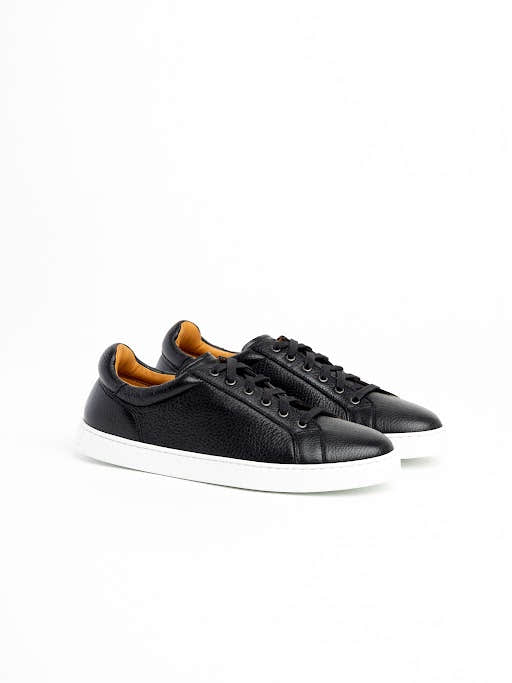 Black Leve Sneaker