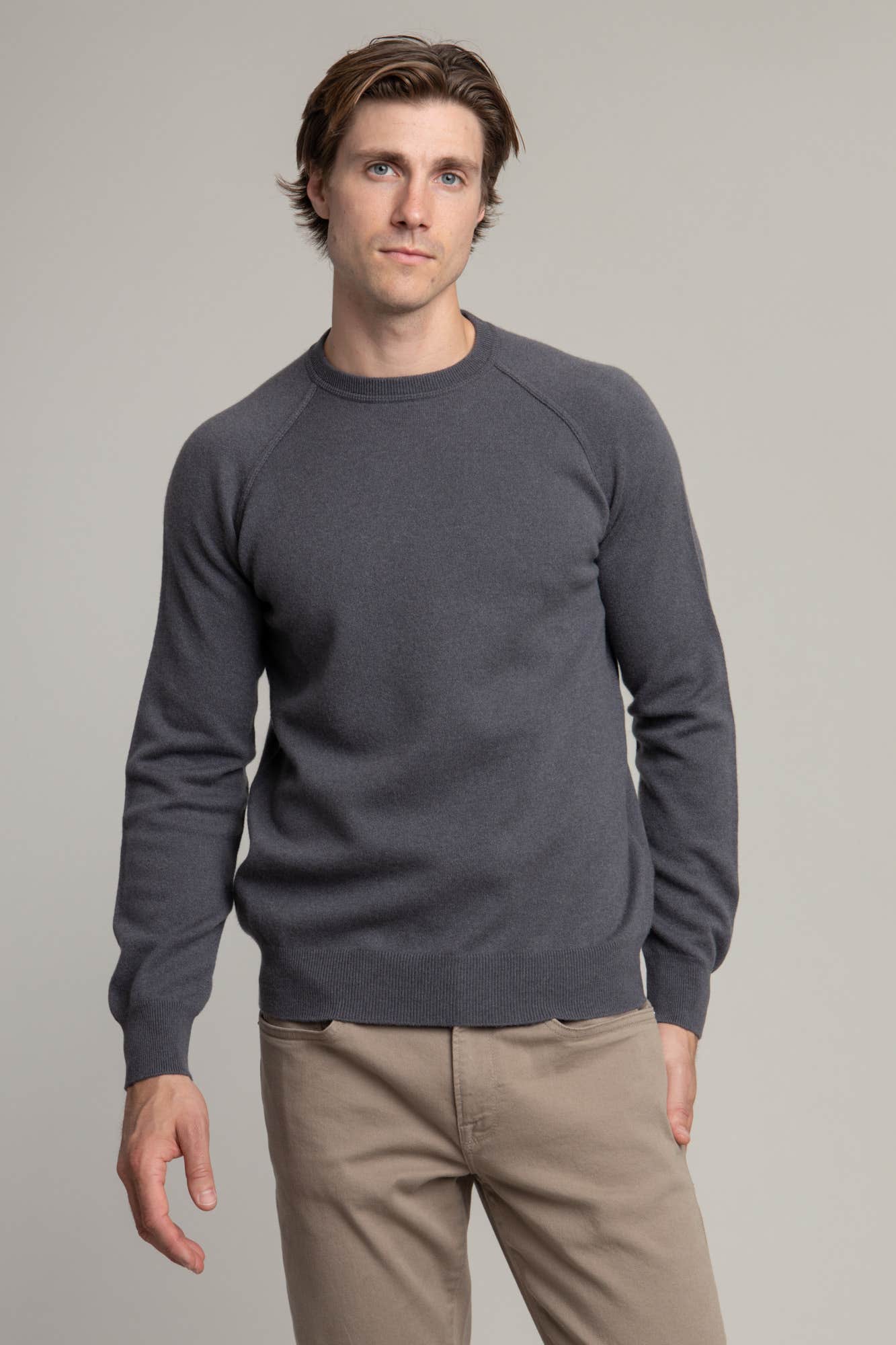Crewneck Grey Cashmere Sweater