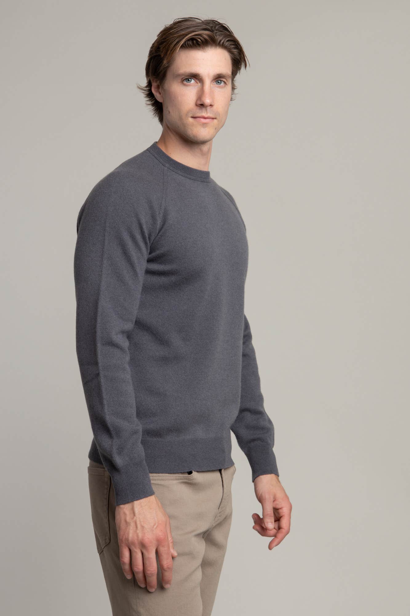Crewneck Grey Cashmere Sweater