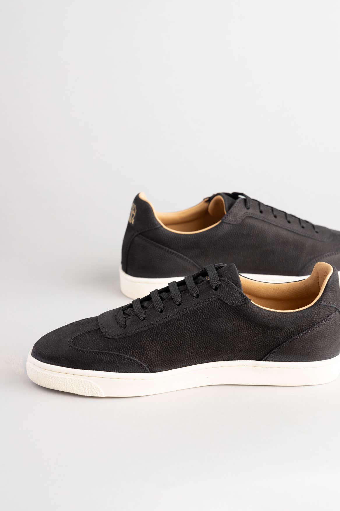 BLACK GRAINED CALFSKIN SNEAKERS