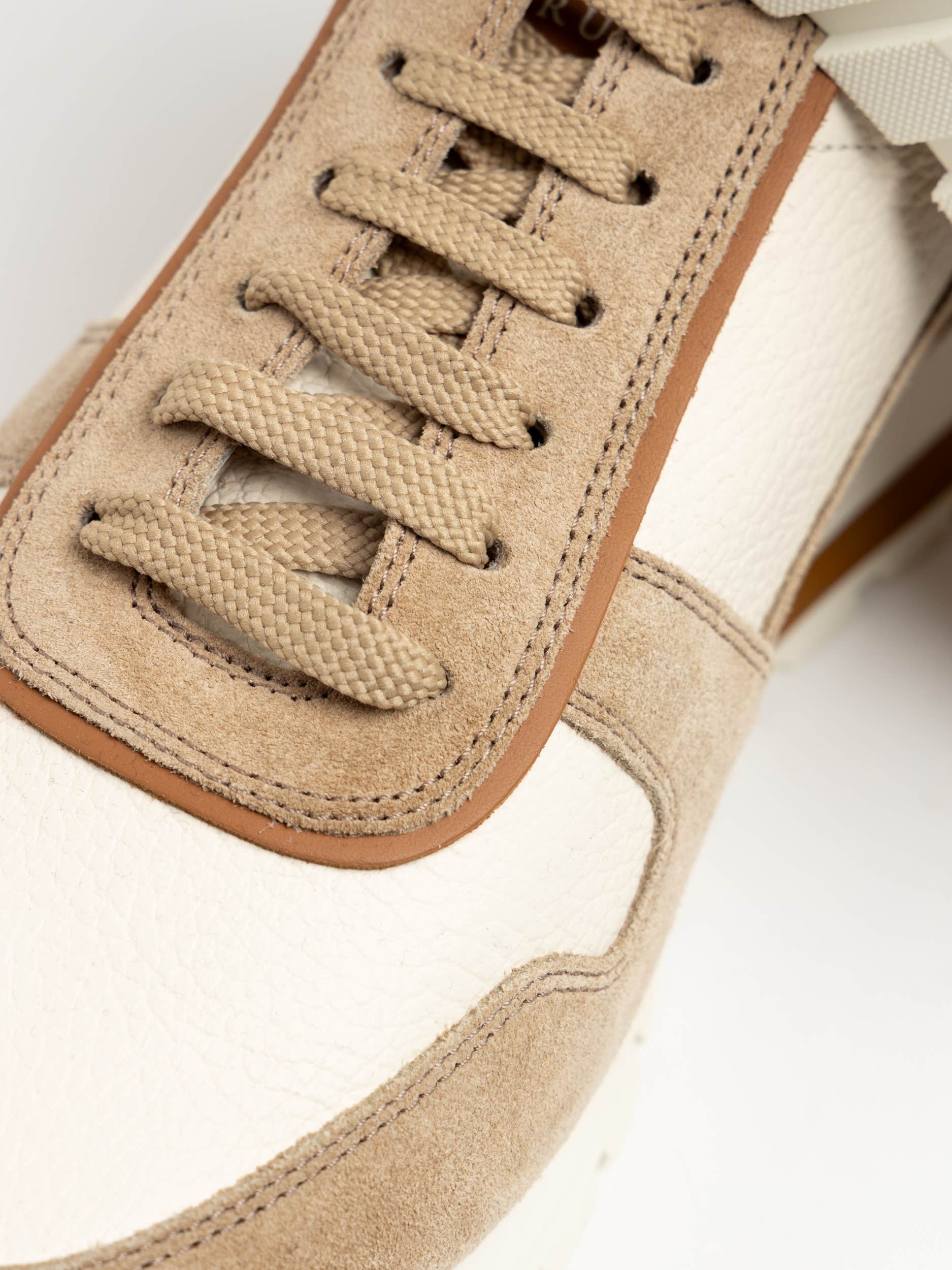 Hazelnut Grained Calfskin/Suede Runners