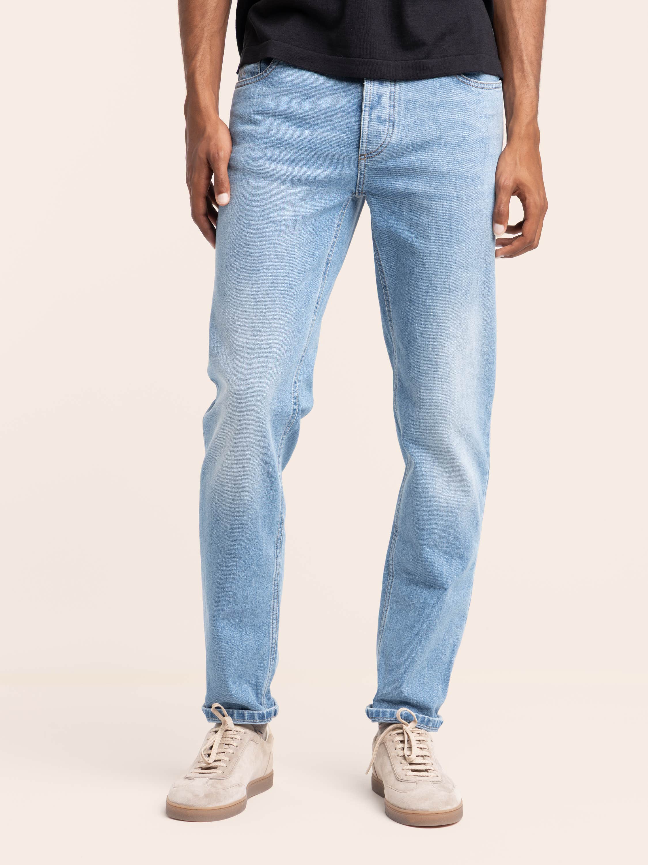 Mid-Rise Straight Blue Jean