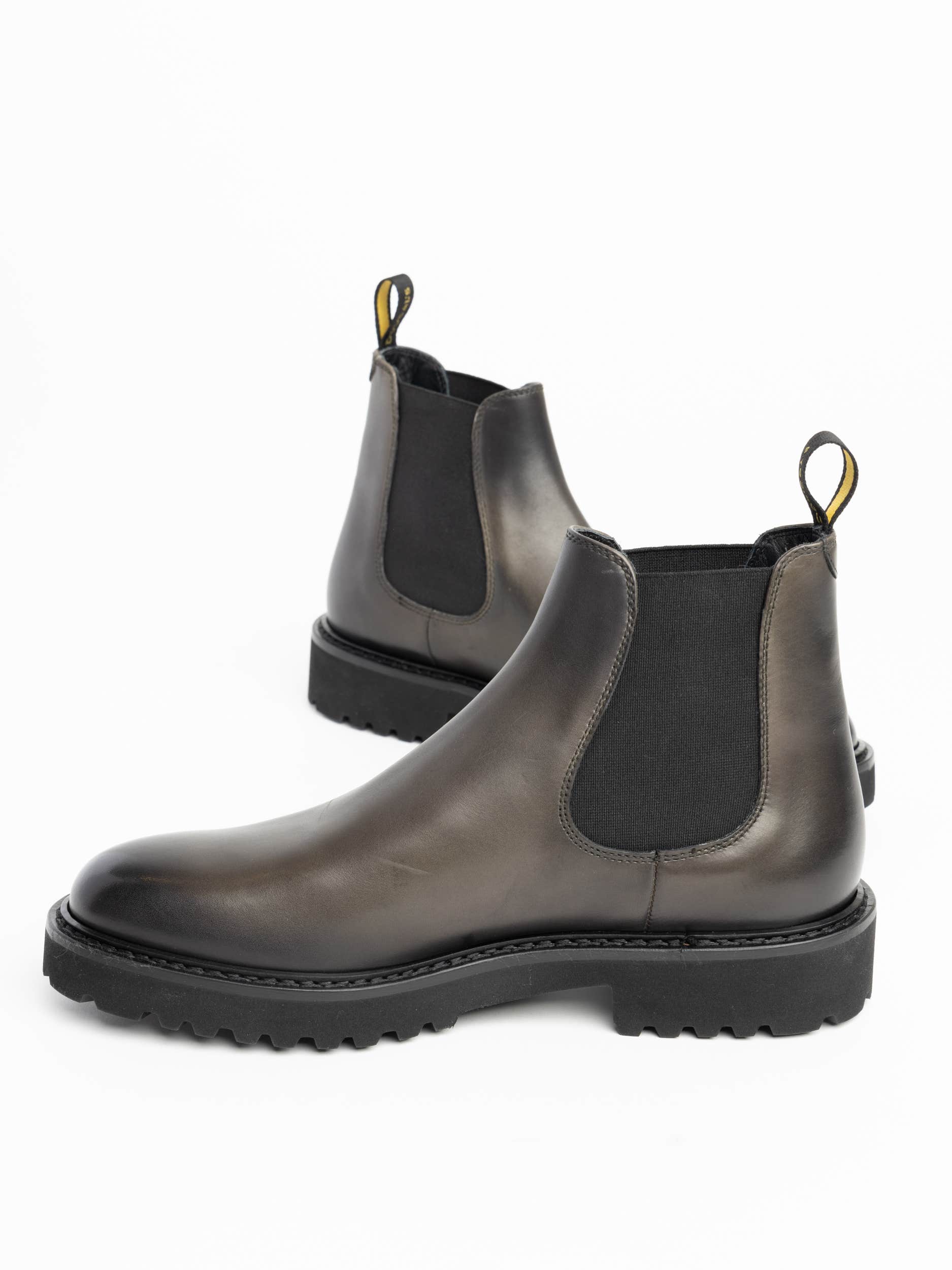 Elasticated Side-Panel Leather Boots