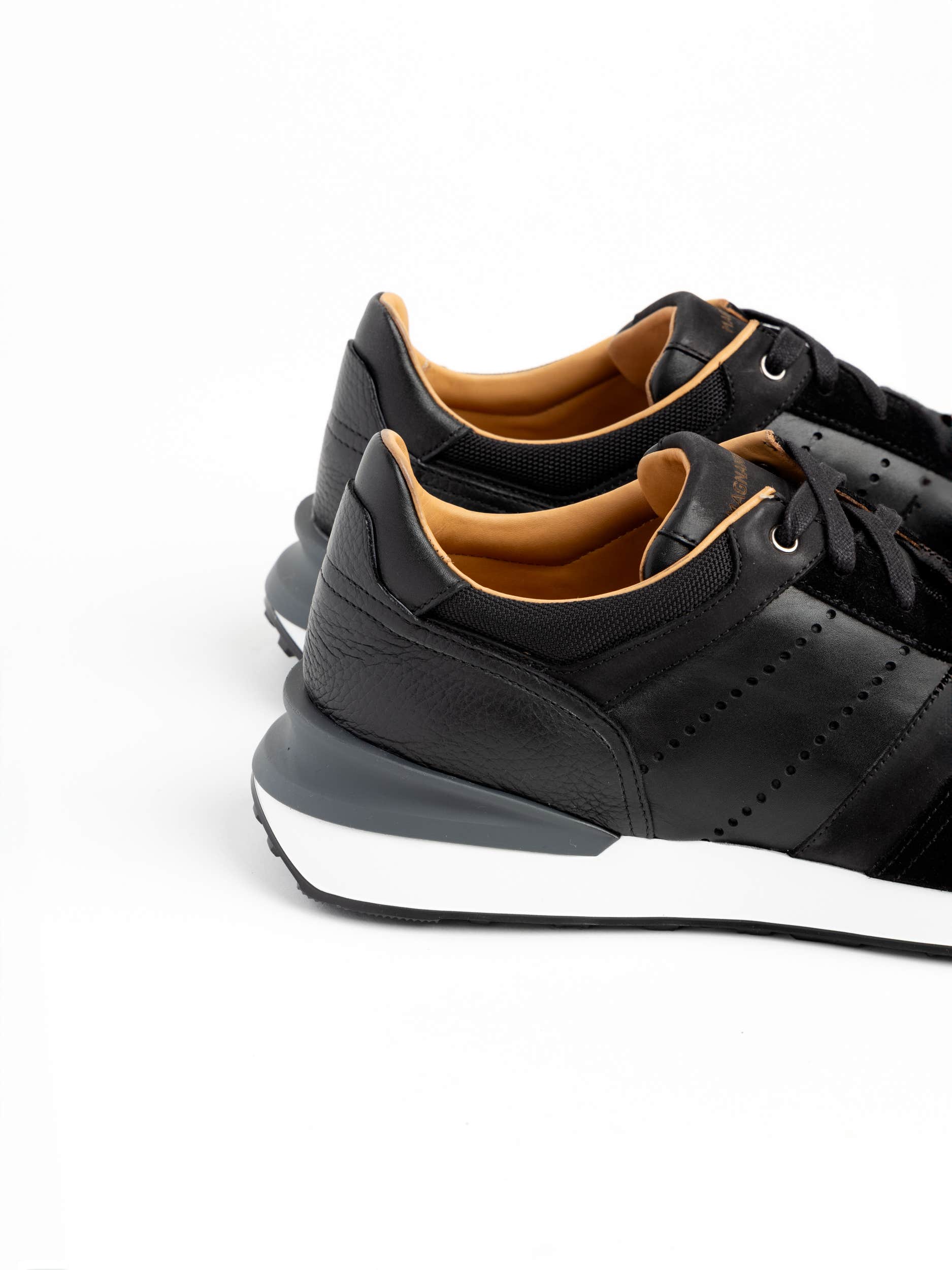 Black Sona Sneaker