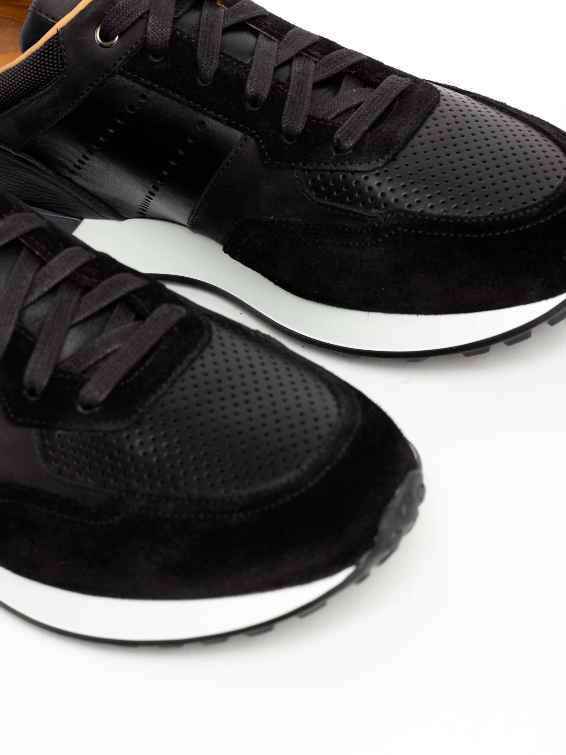 Black Sona Sneaker