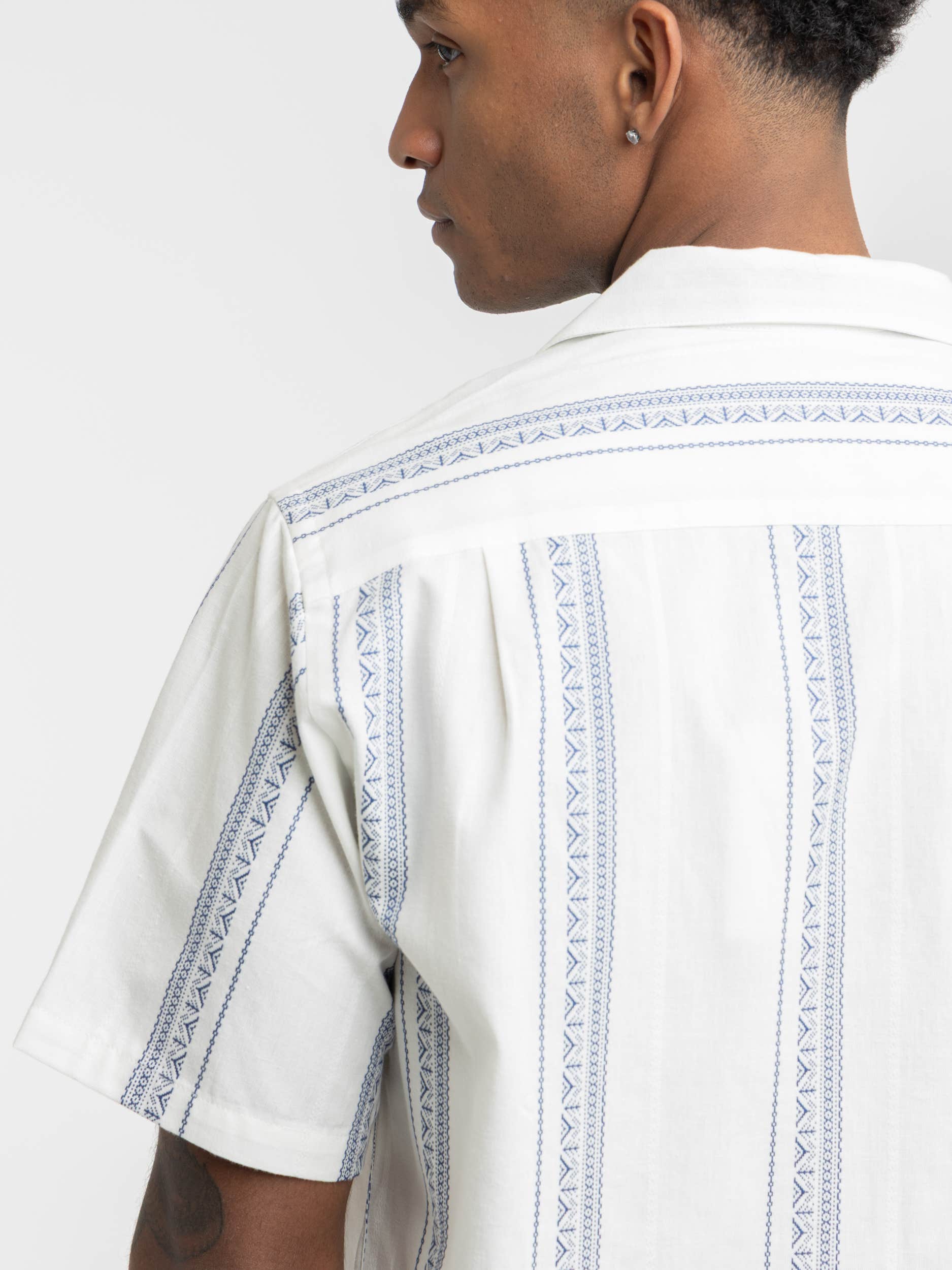 Alqueva Shirt in White/Blue