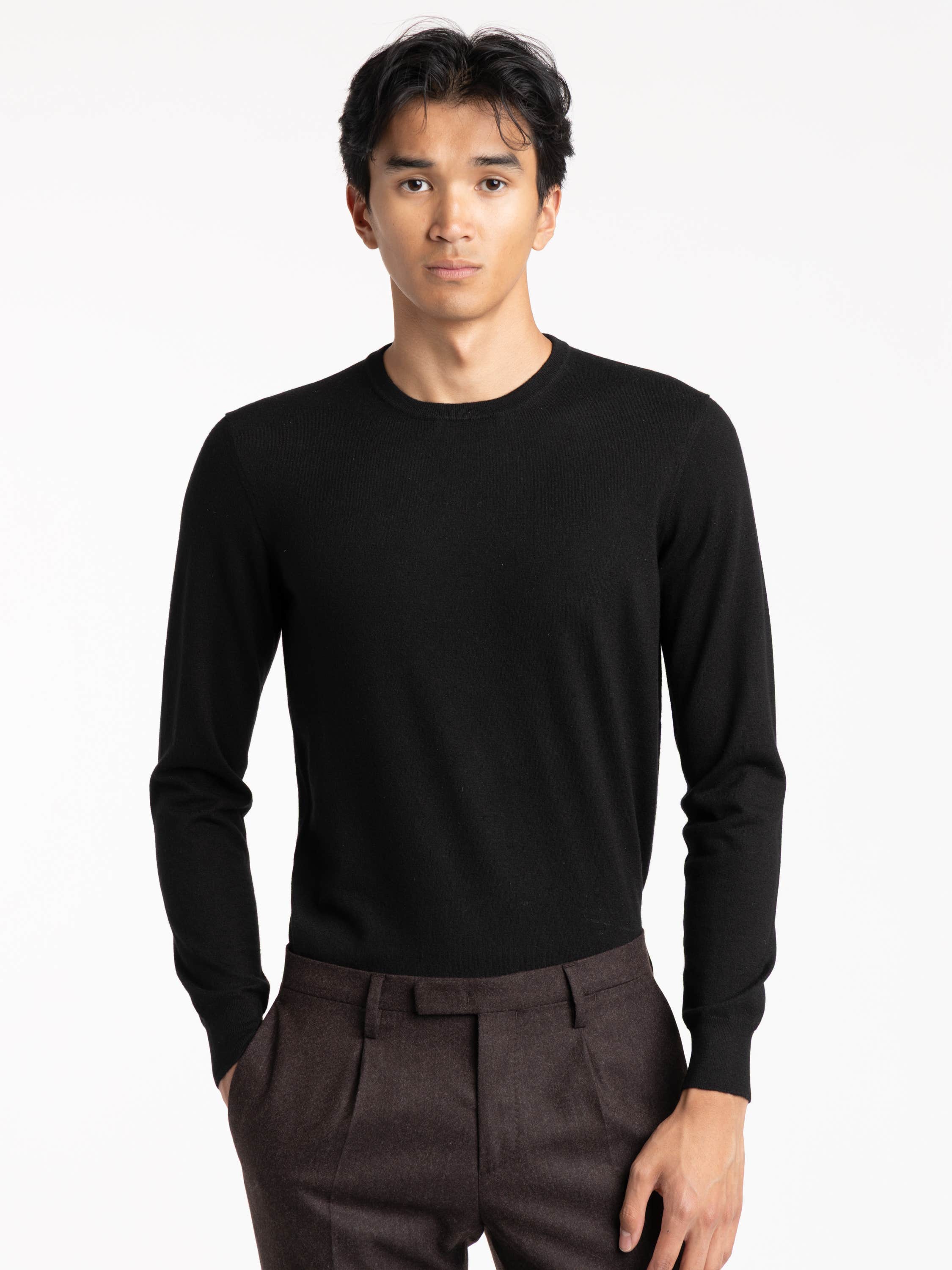 Black Cashmere Longsleeve Crewneck Sweater
