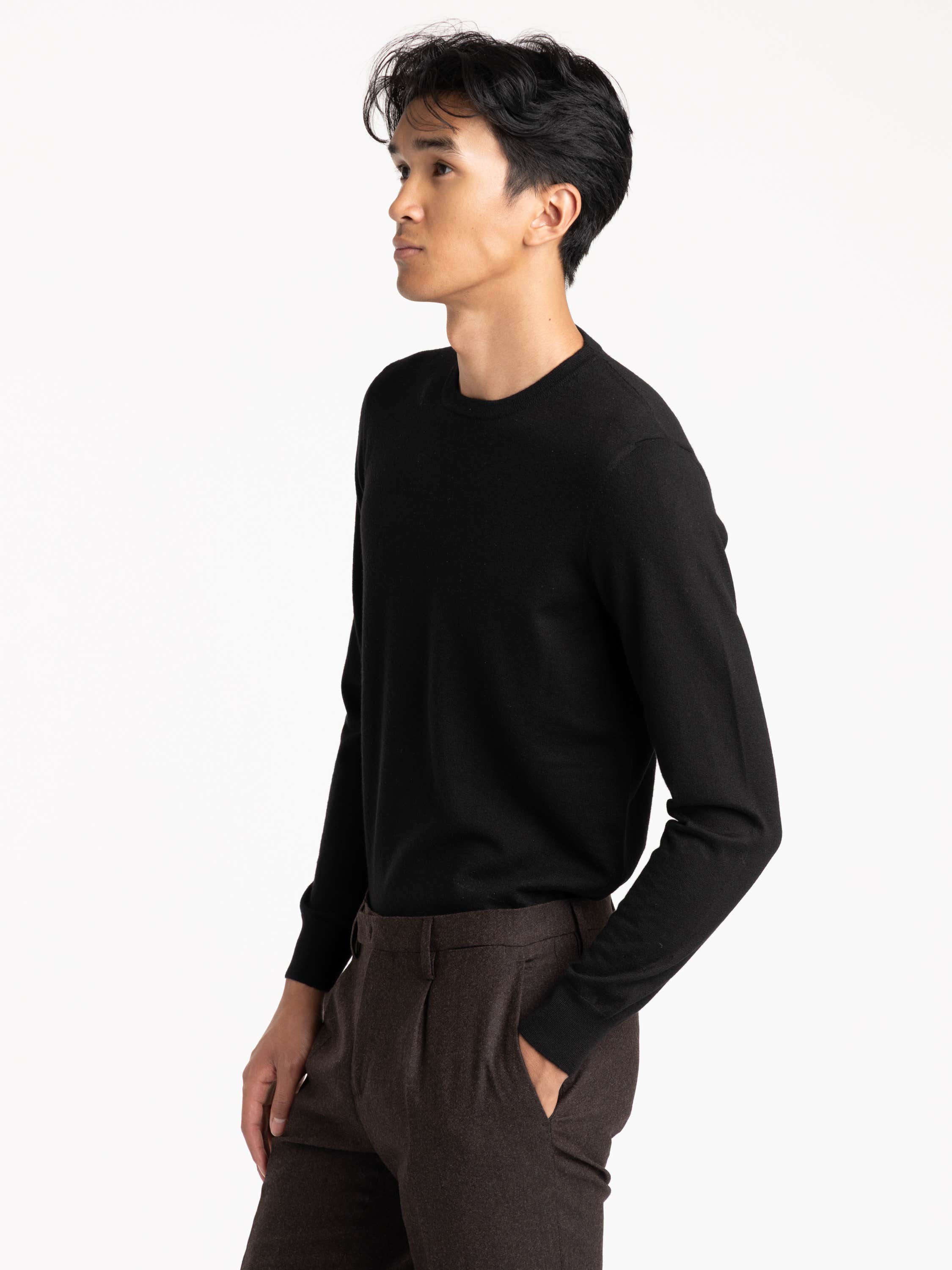Black Cashmere Longsleeve Crewneck Sweater