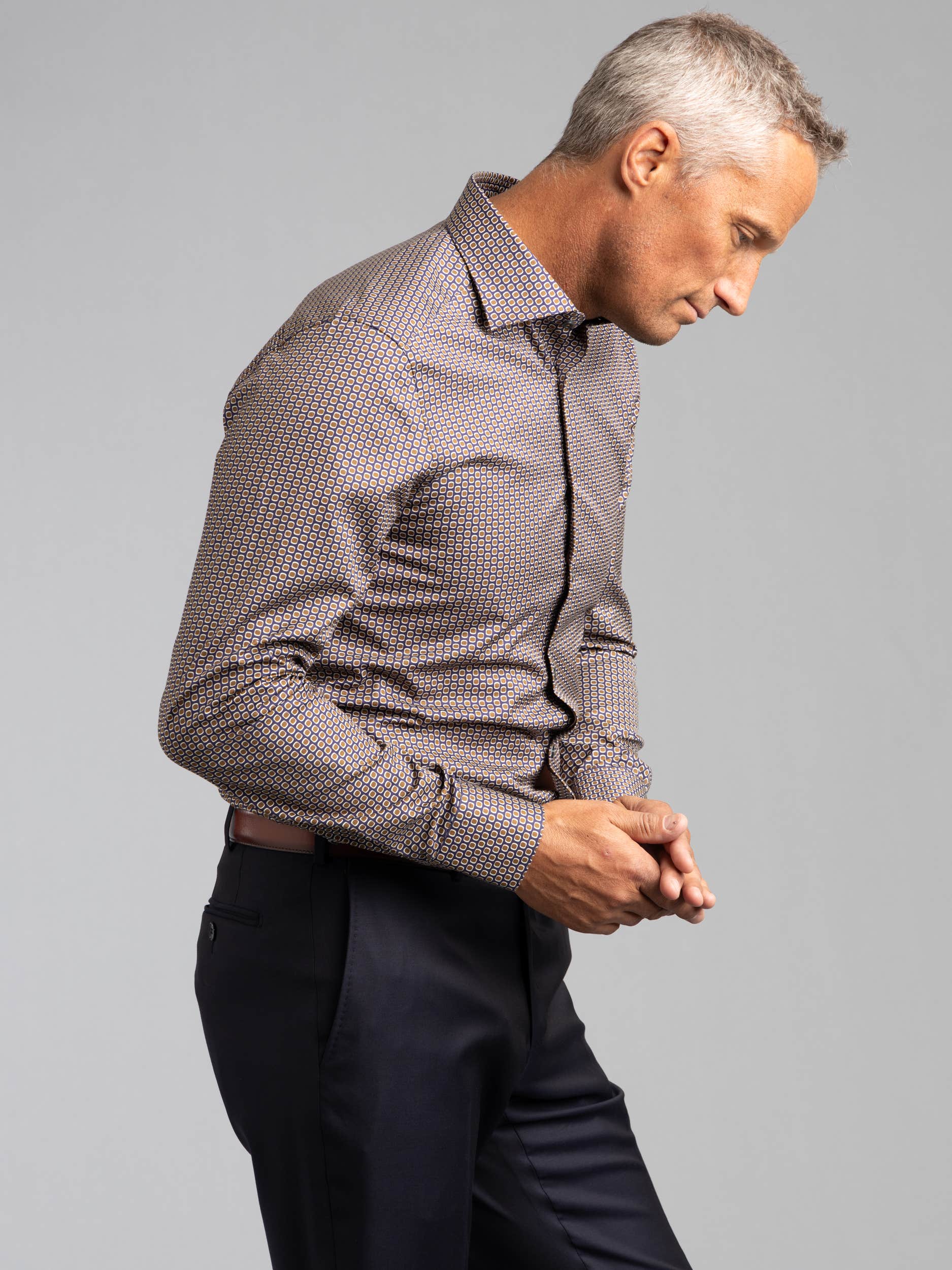Red/Navy Circle Pattern Dress Shirt