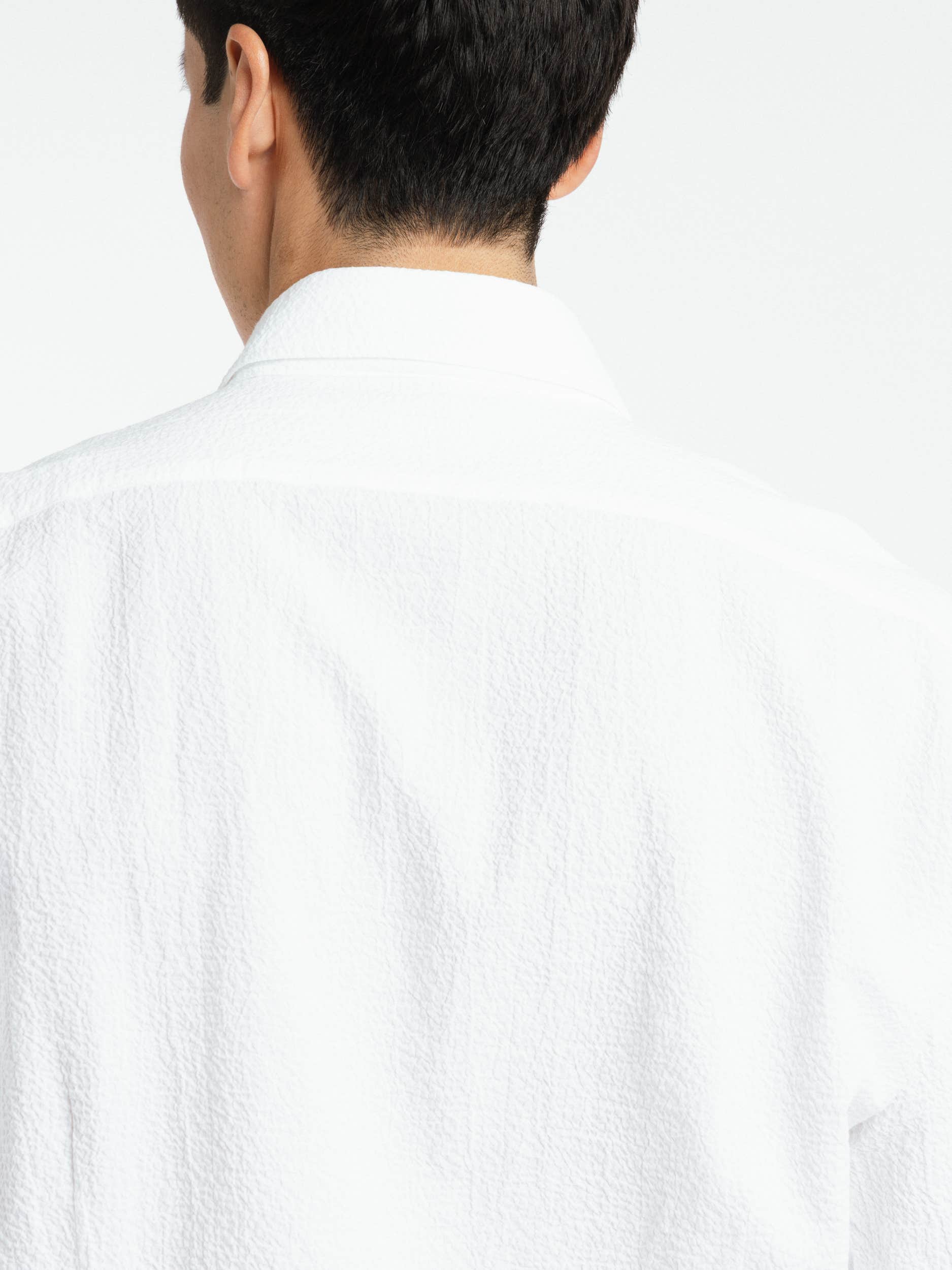 Kent Collar Seersucker Shirt In White