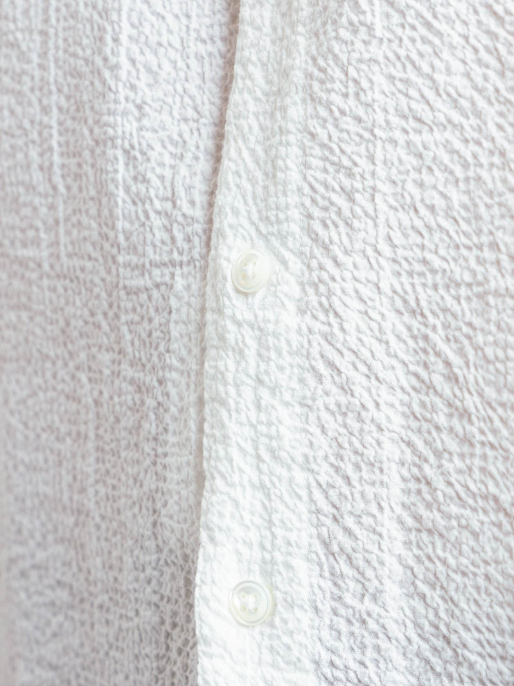 Short Sleeve Seersucker Shirt In White