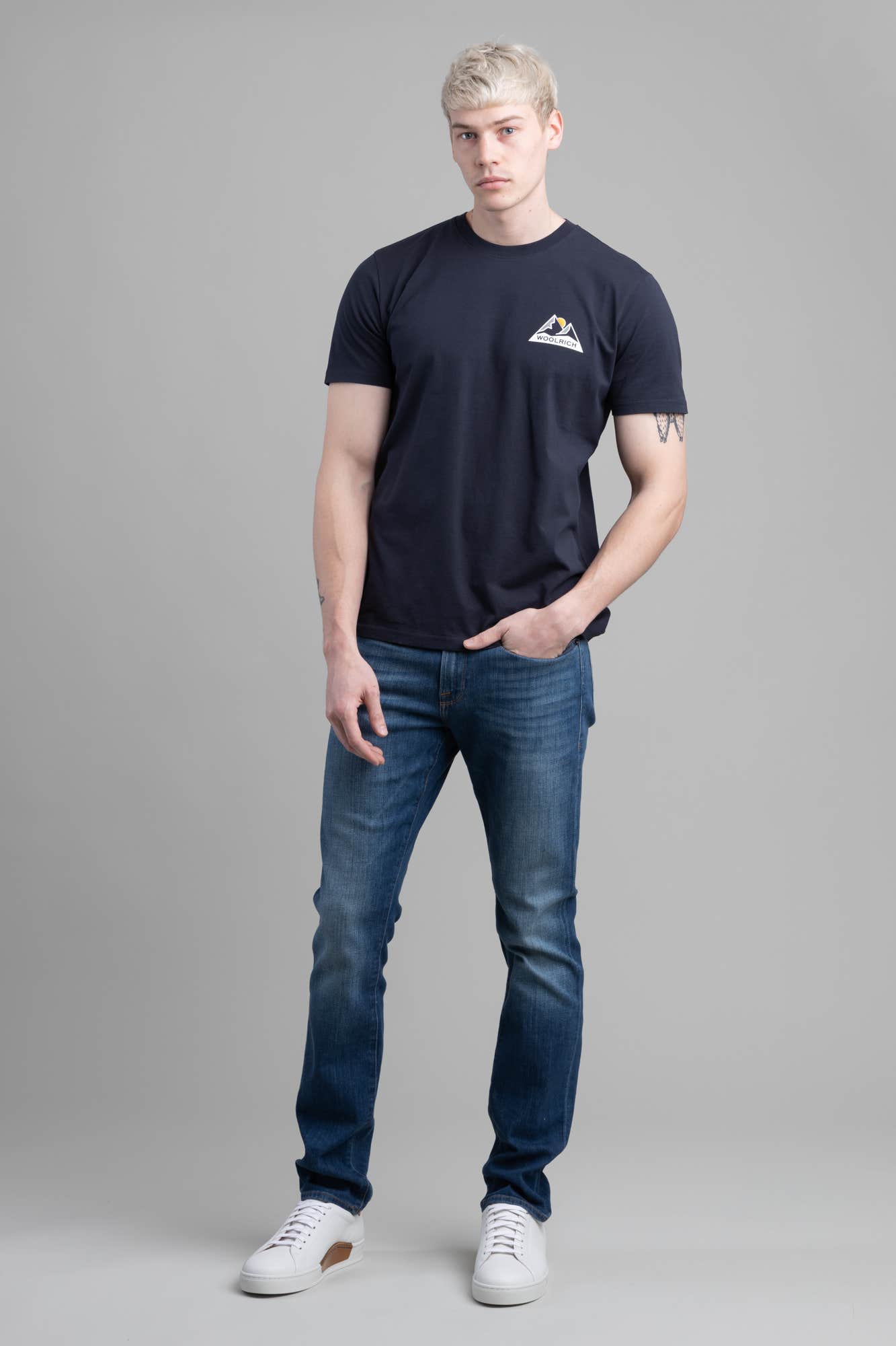 T-Shirt with Mountain Logo