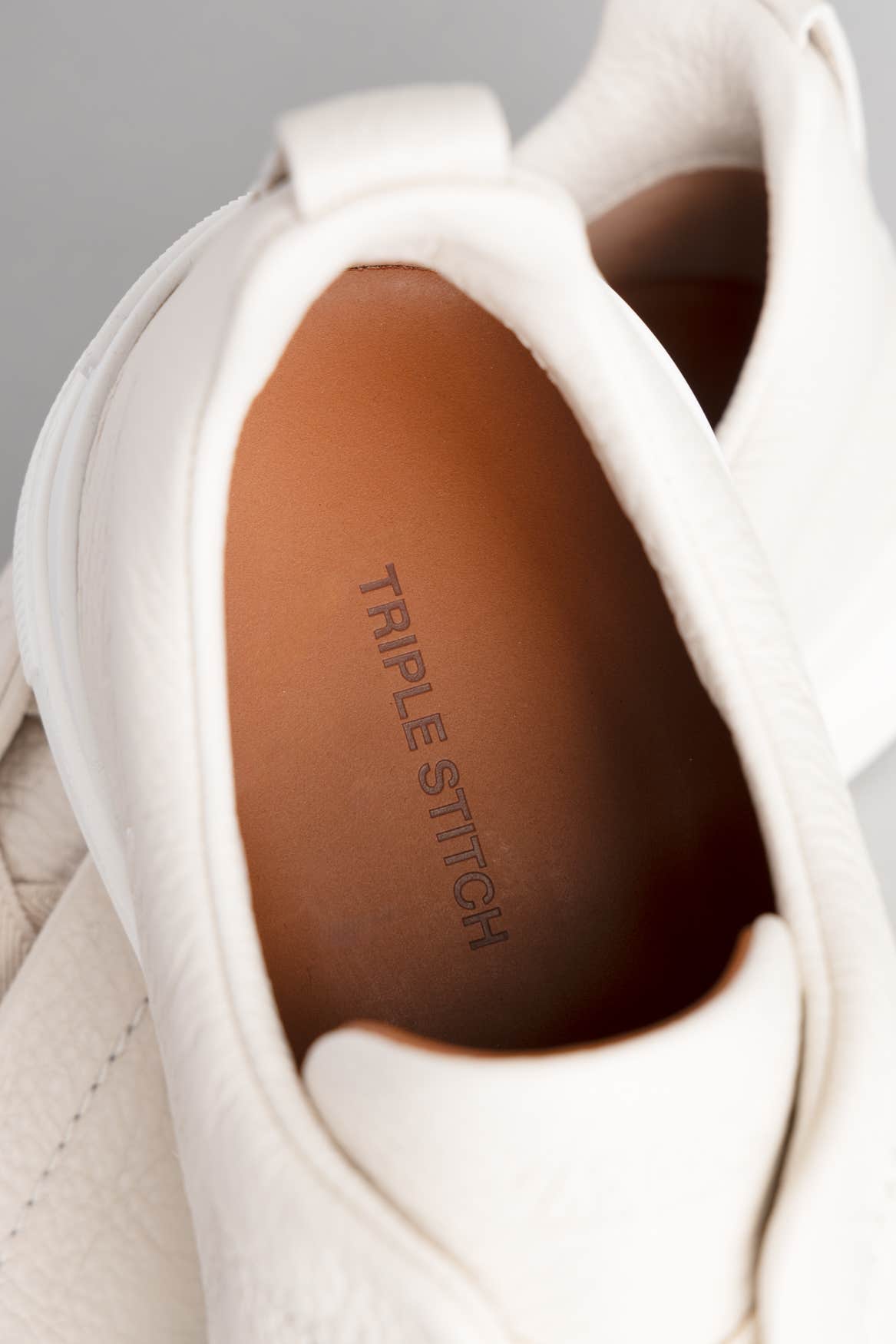 OFF WHITE DEERSKIN TRIPLE STITCH SNEAKERS