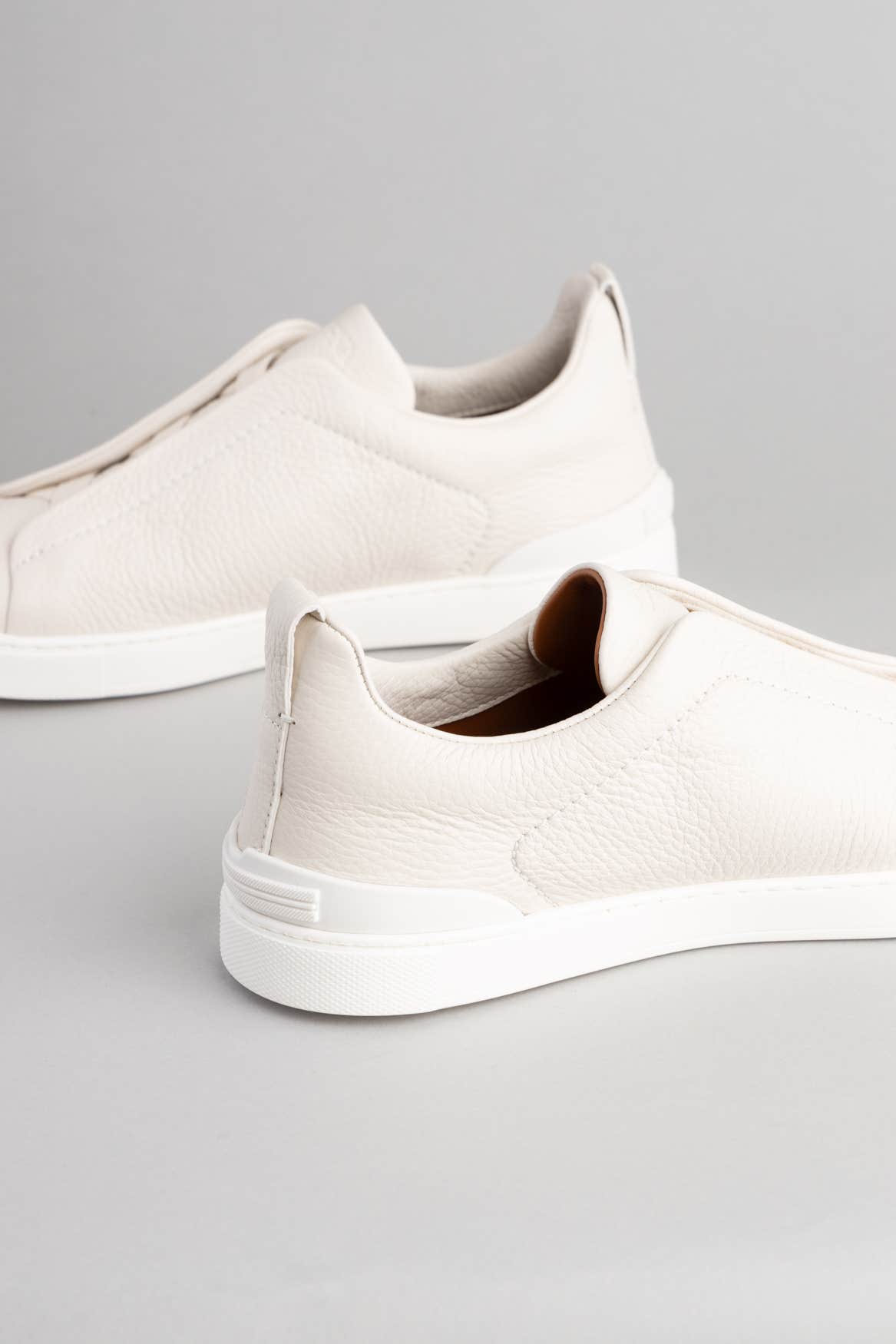 OFF WHITE DEERSKIN TRIPLE STITCH SNEAKERS