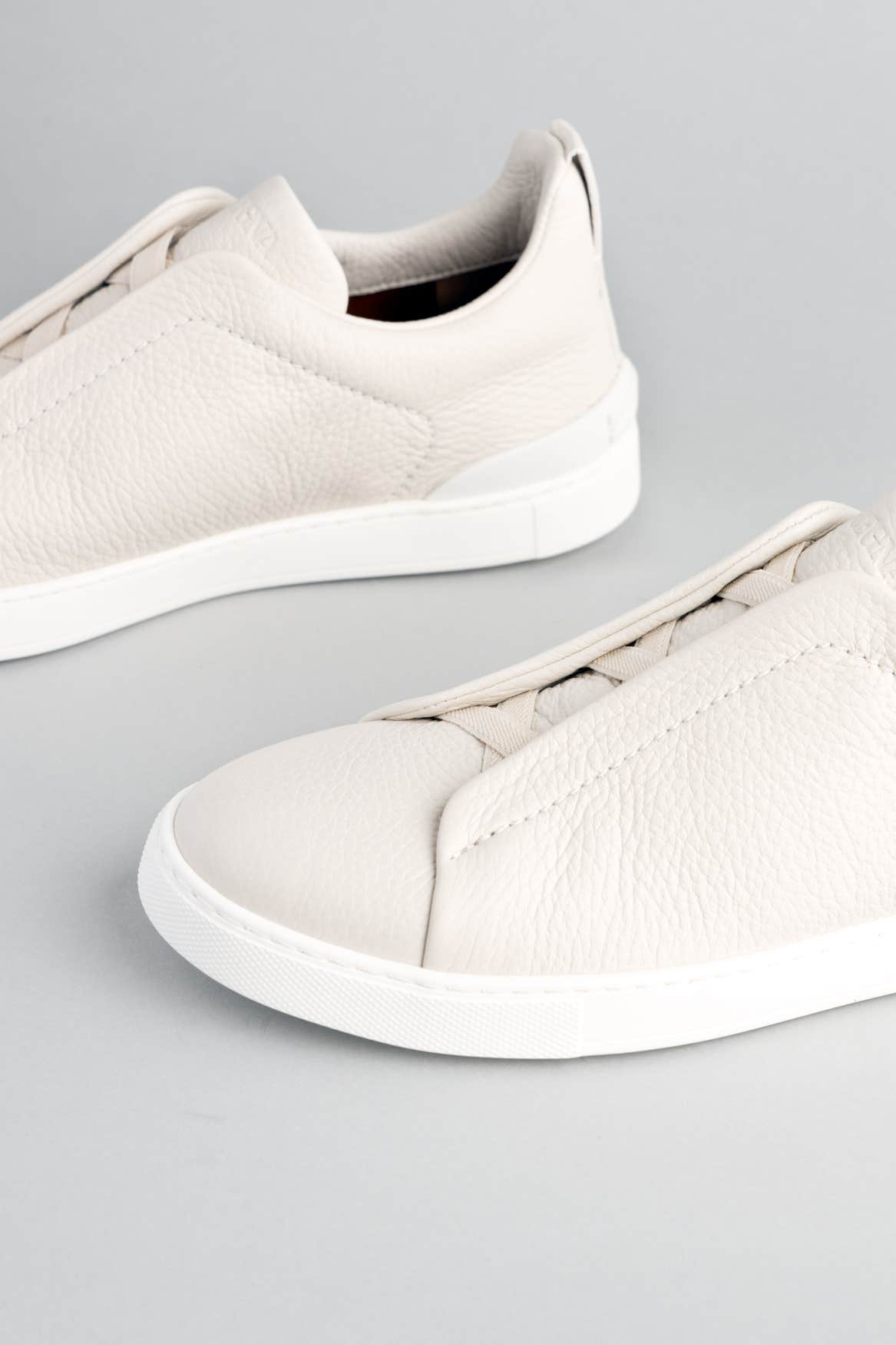OFF WHITE DEERSKIN TRIPLE STITCH SNEAKERS
