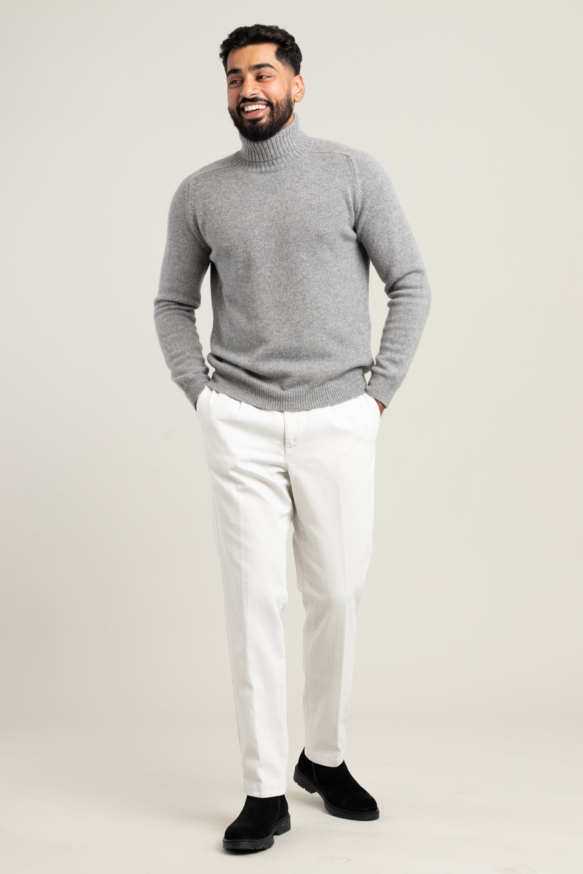 Light grey cashmere outlet sweater