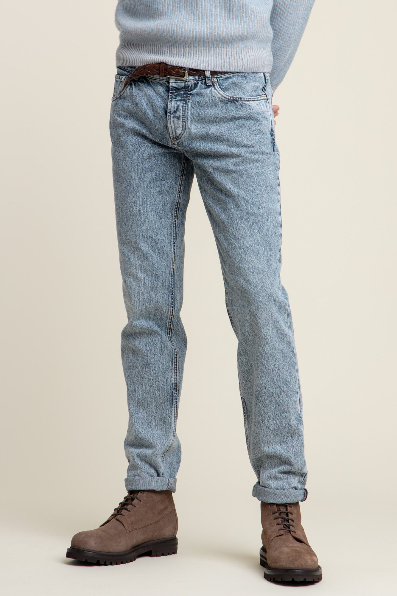 Stone wash hot sale blue jeans