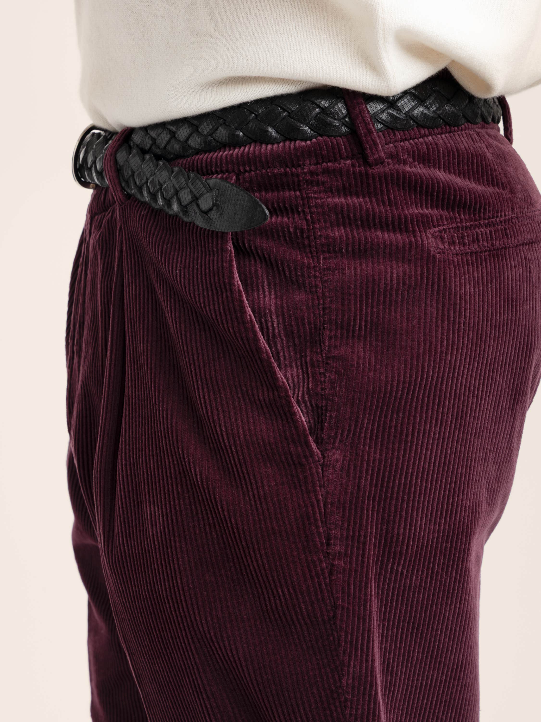 Burgundy Cotton Corduroy Leisure Fit Trouser With Pleat