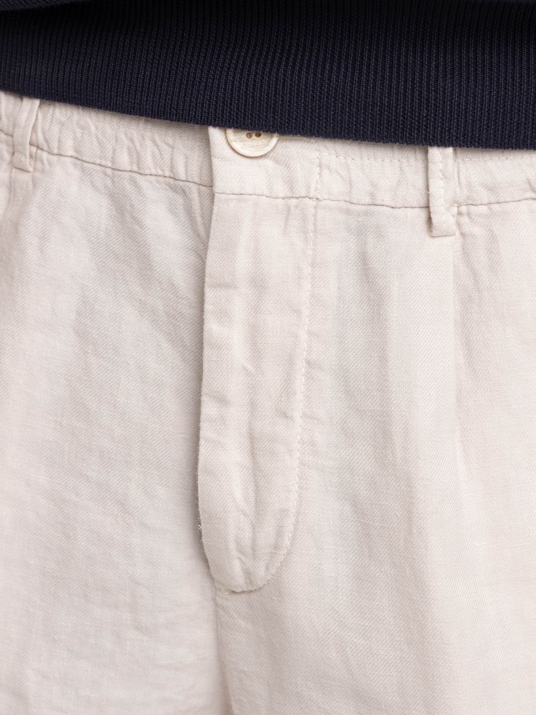 Juta Brown Garment-dyed Bermuda Shorts in Linen Gabardine