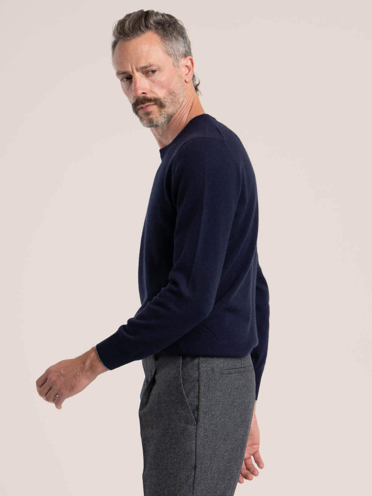 Navy Crew-Neck Cashmere Sweater