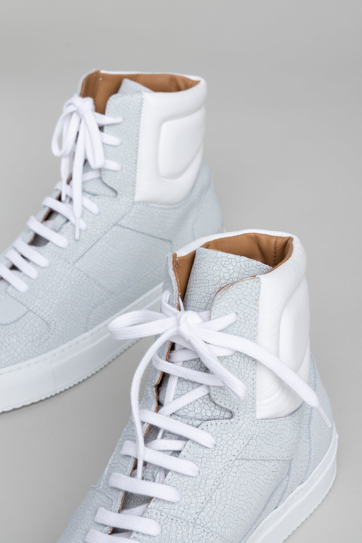 Common projects shop hi tops