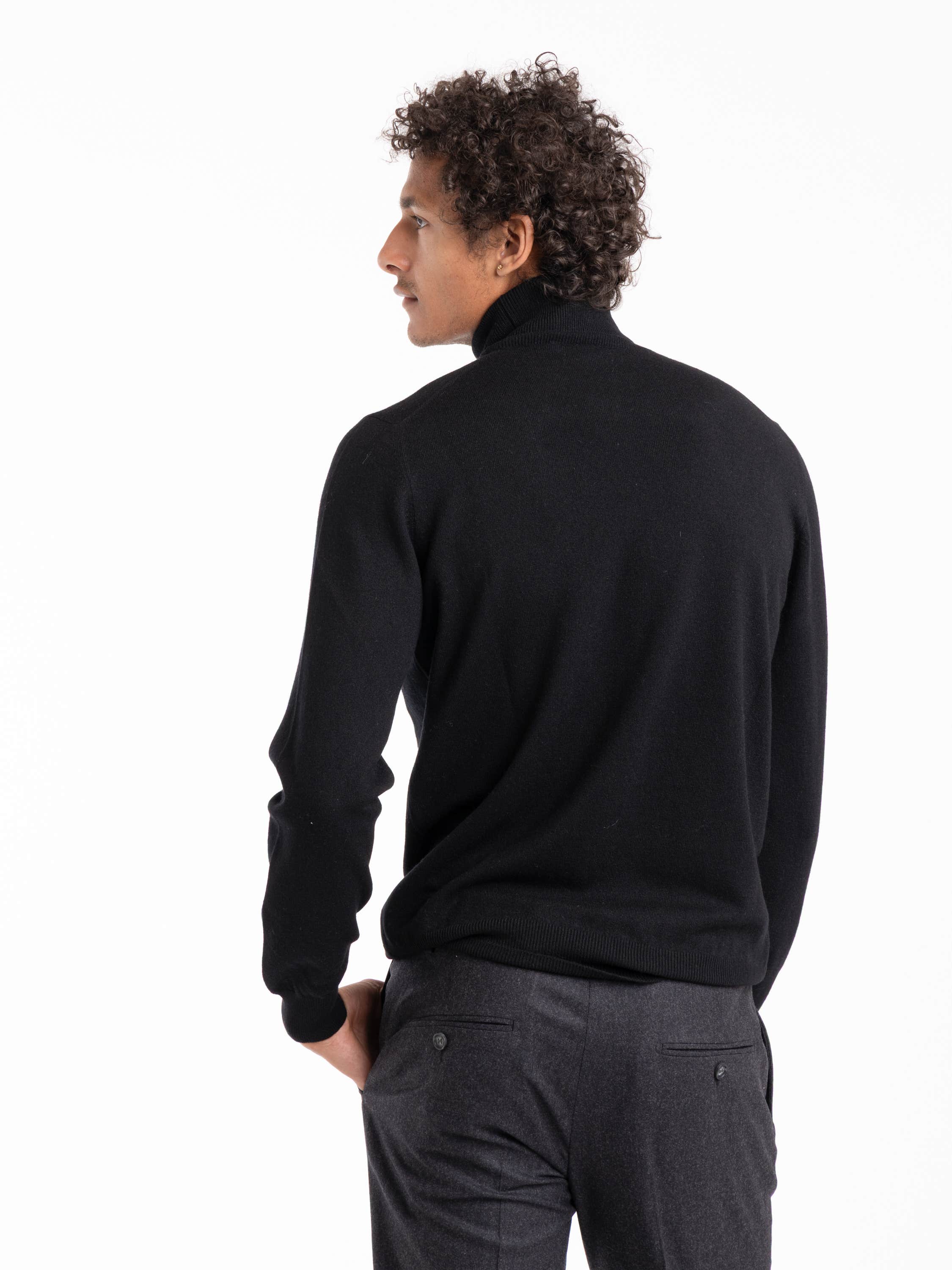 Black Cashmere Turtle Neck Knit Shirt