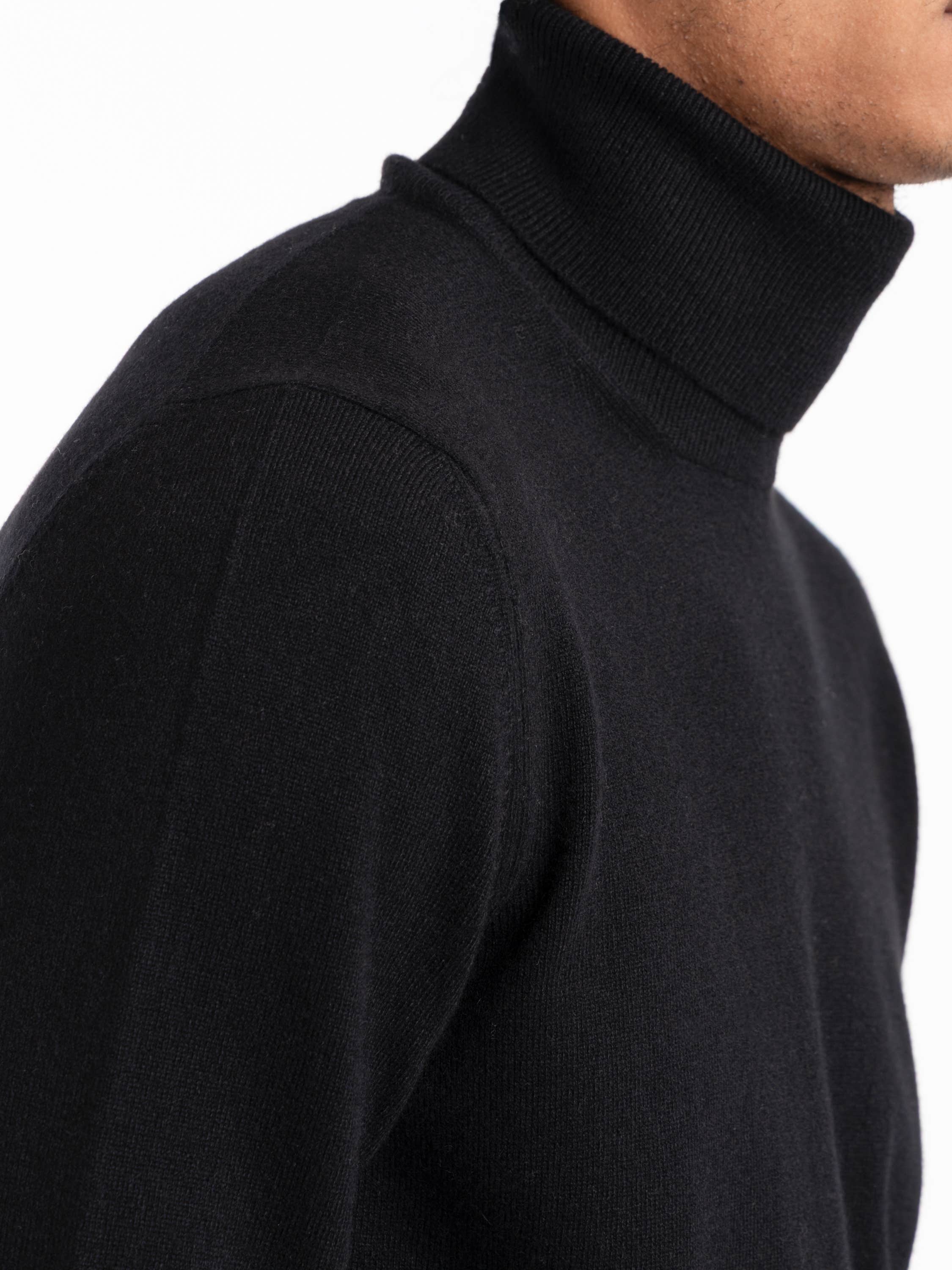 Black Cashmere Turtle Neck Knit Shirt