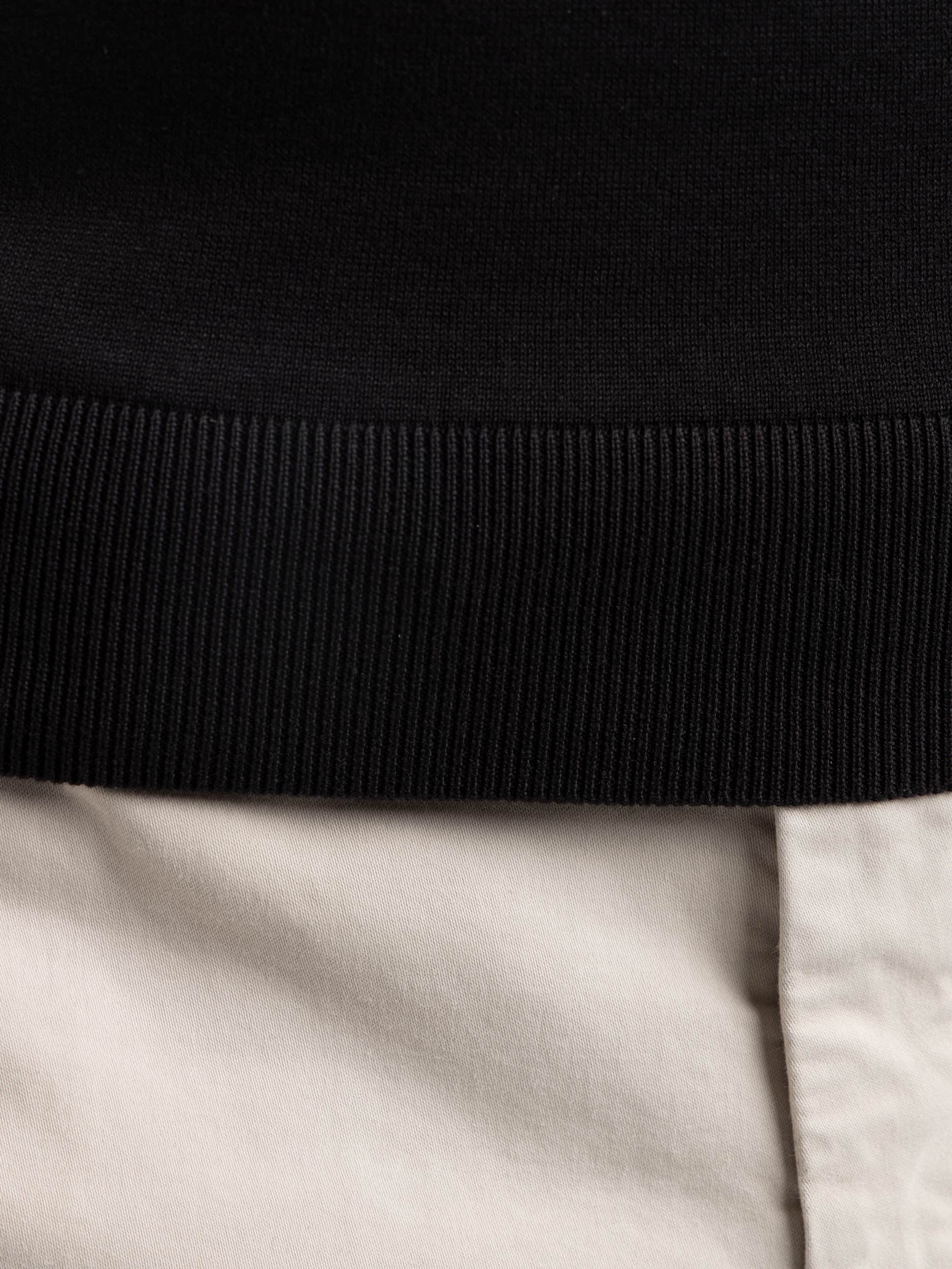 Ribbed Crewneck Knit T-Shirt in Black