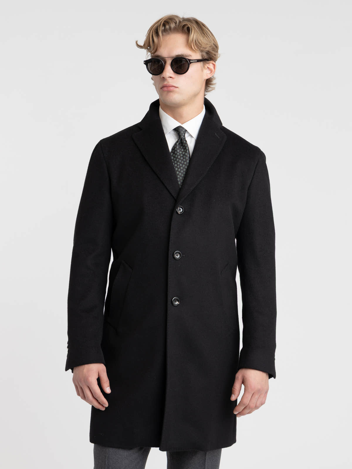 Black Virgin Wool–Cashmere Coat