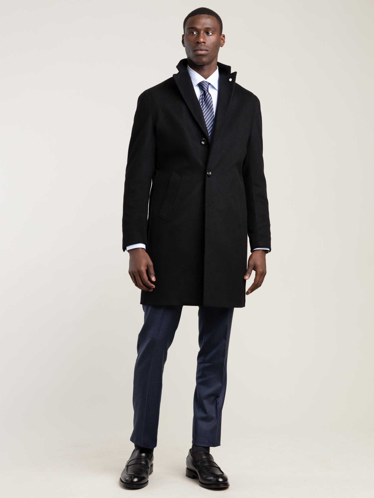 Black Wool Cashmere Overcoat – The Helm Clothing