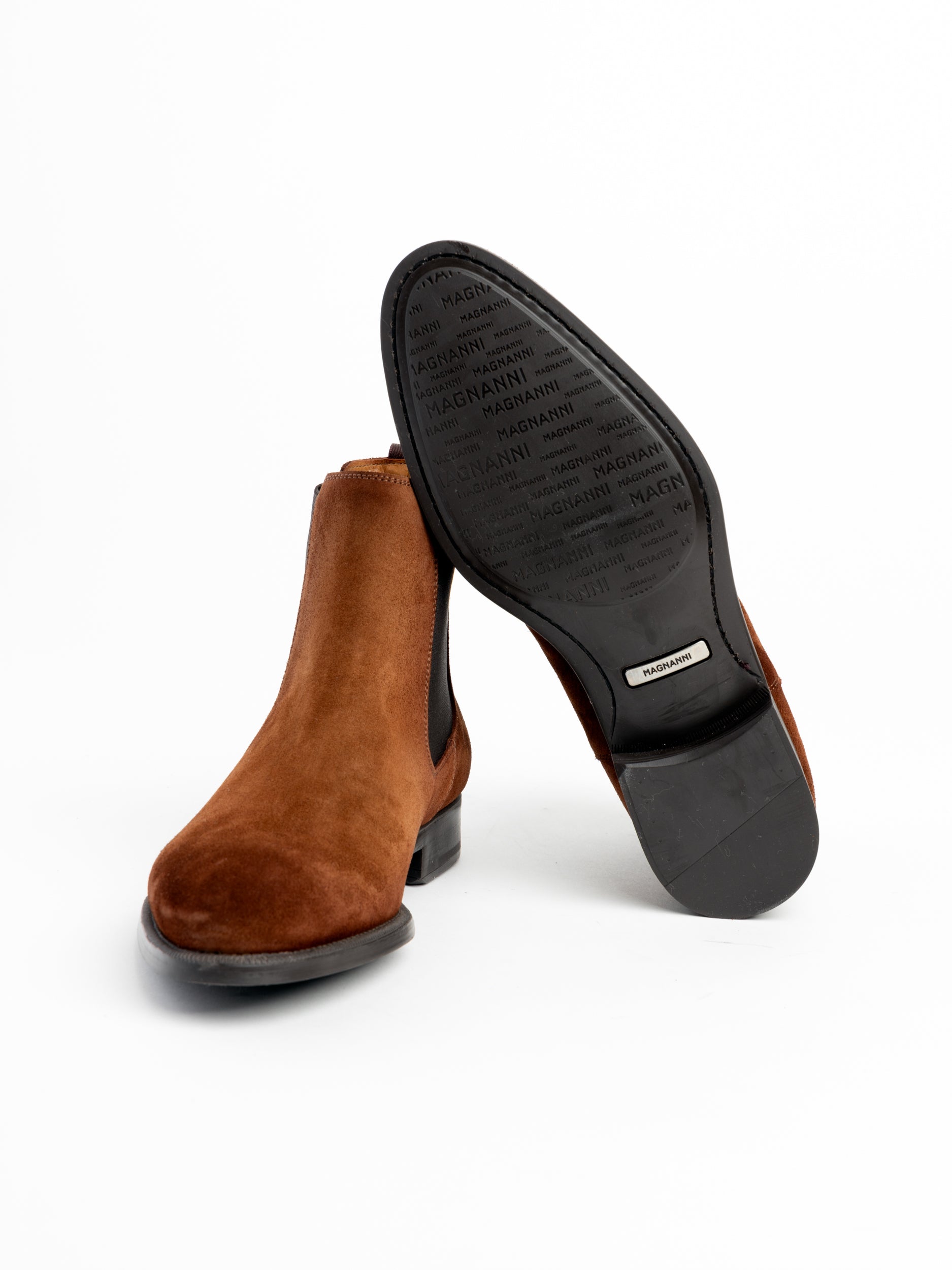 Magnanni chelsea store boots sale