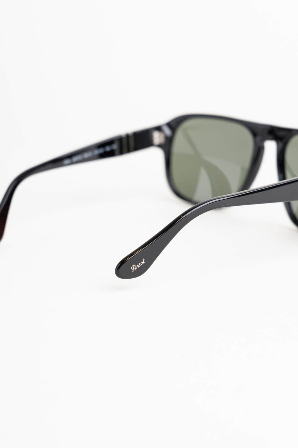 Black/Green Squared Pilot Sunglasses