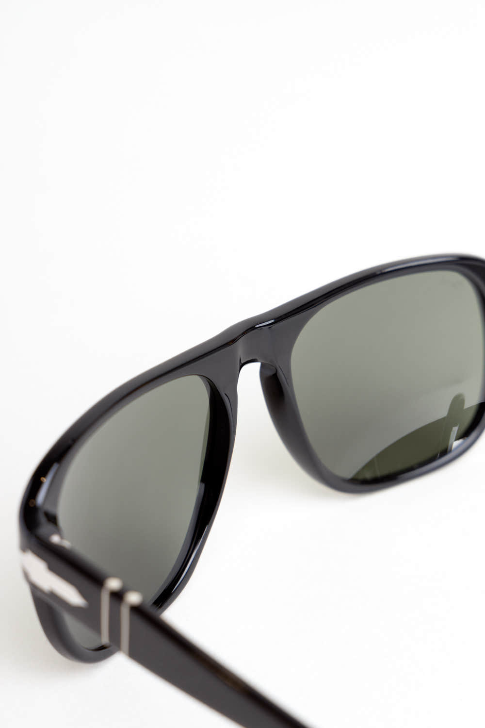 Black/Green Squared Pilot Sunglasses