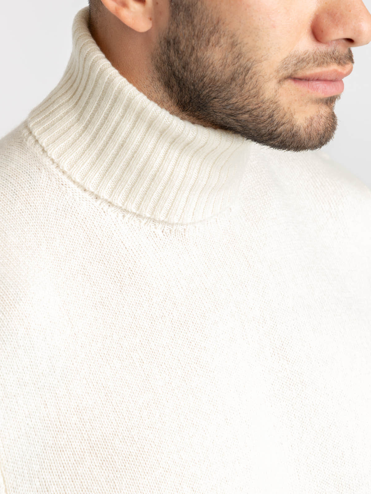 White Cashmere Turtleneck Sweater