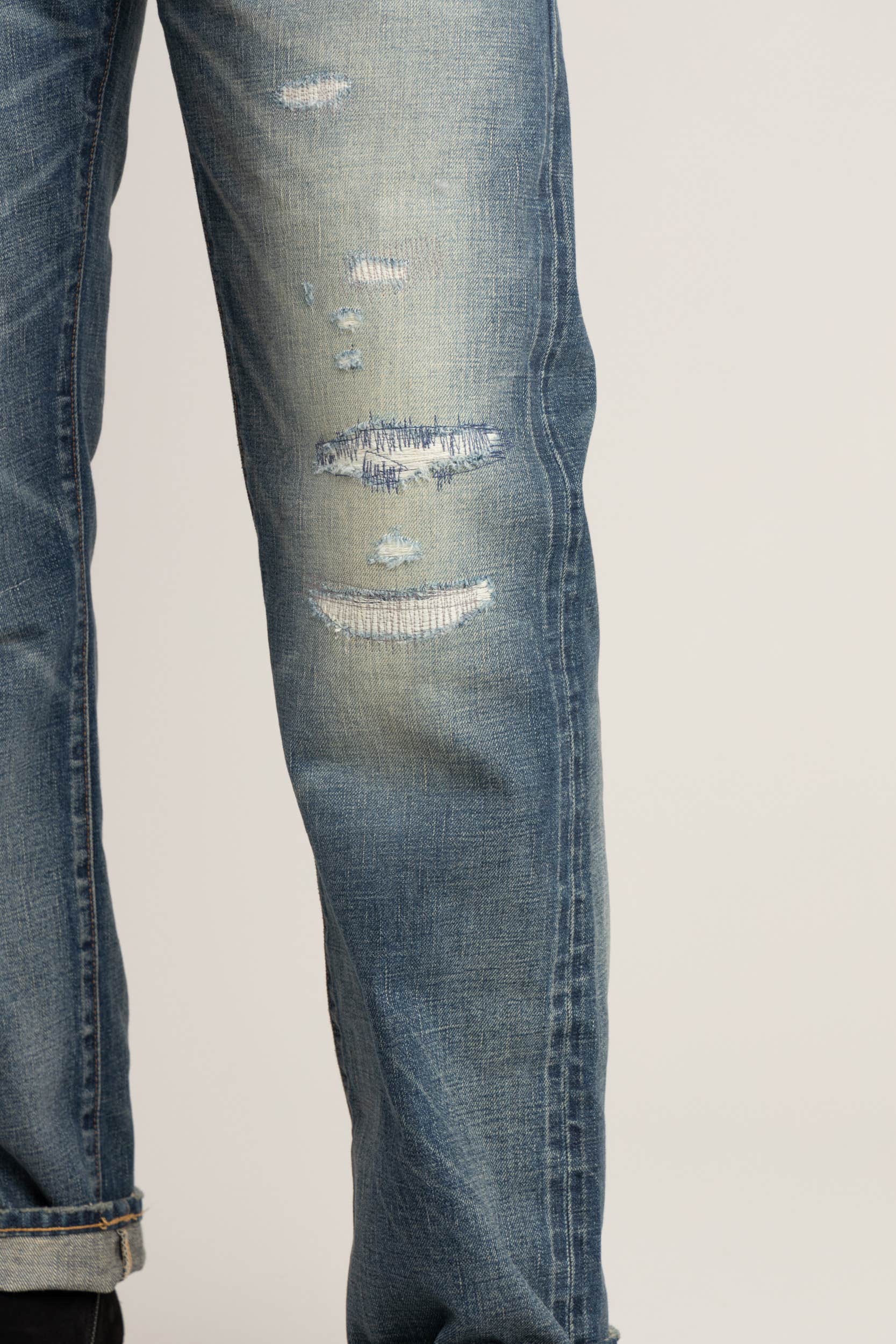 Classic Fit Distressed Selvedge Jean