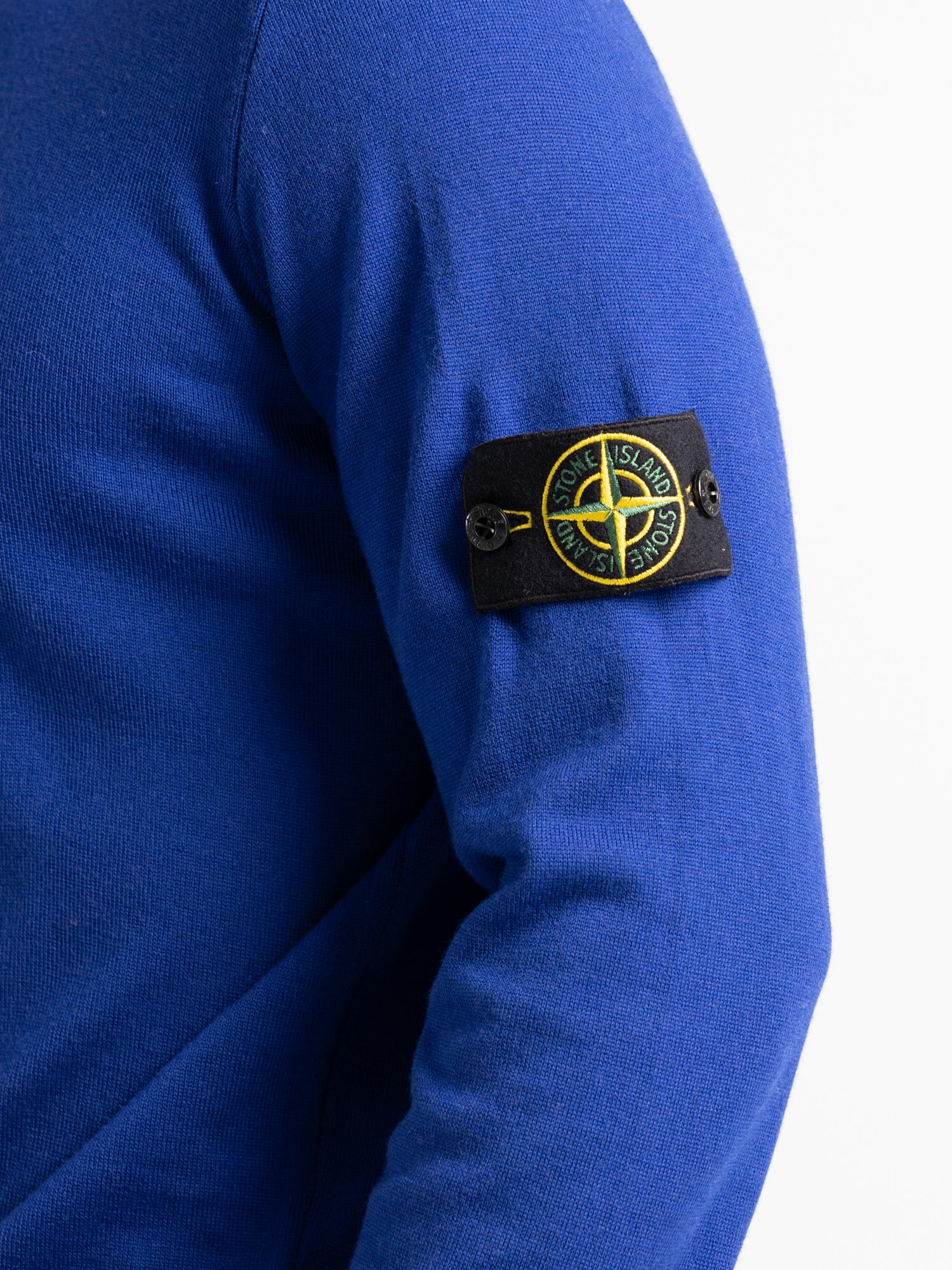 Royal blue clearance stone island jumper