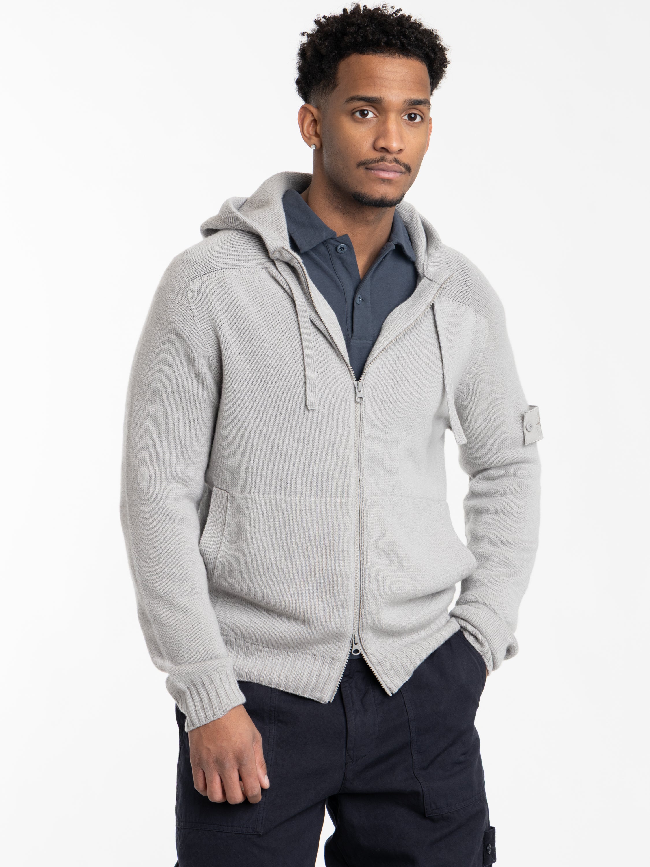STONE  グレー フルジップフーディ Grey Logo-Appliquéd Cotton-Blend Zip-Up Hoodie – The Helm Clothing