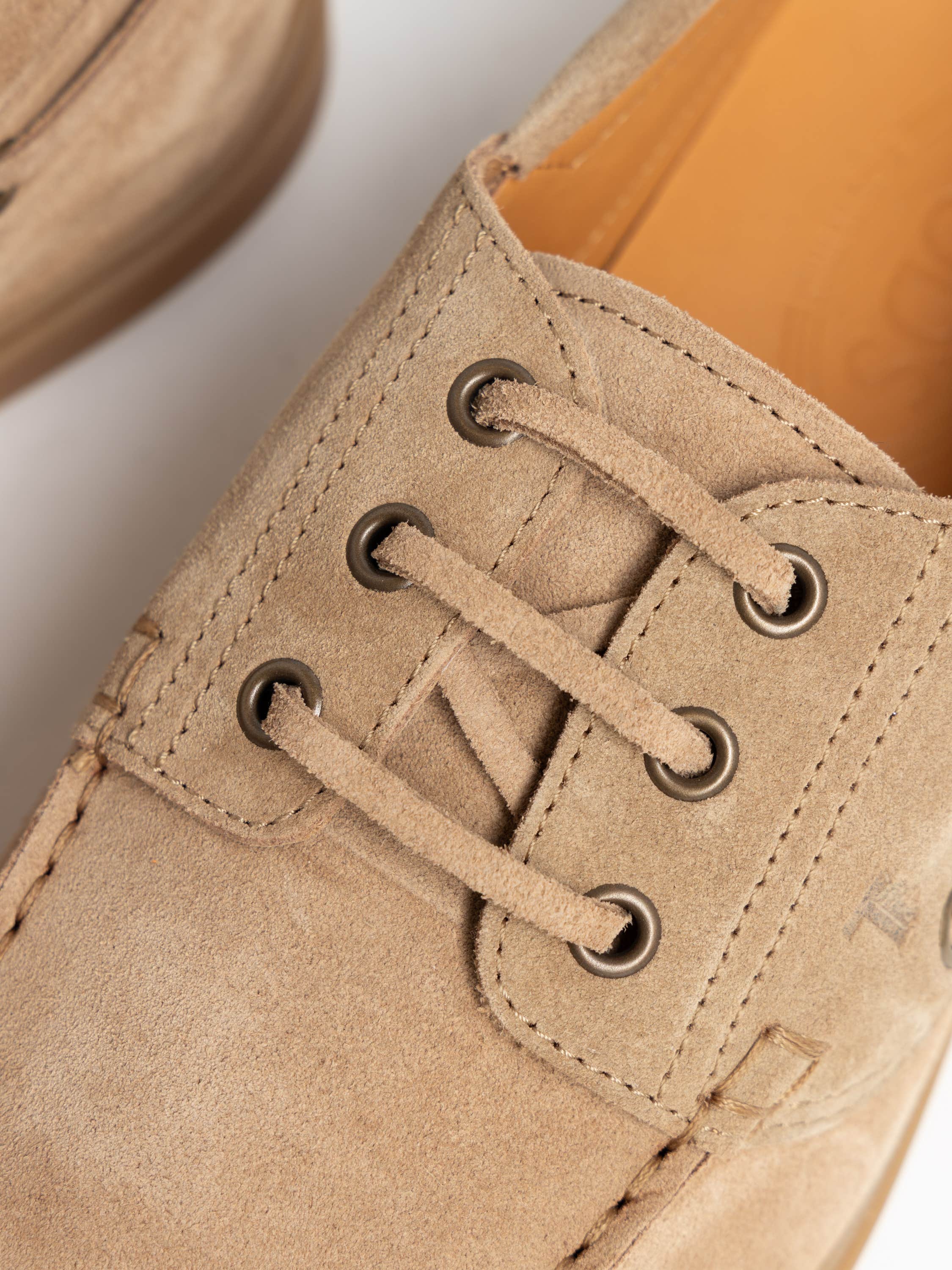 Light Brown Gommino Suede Boat Shoes