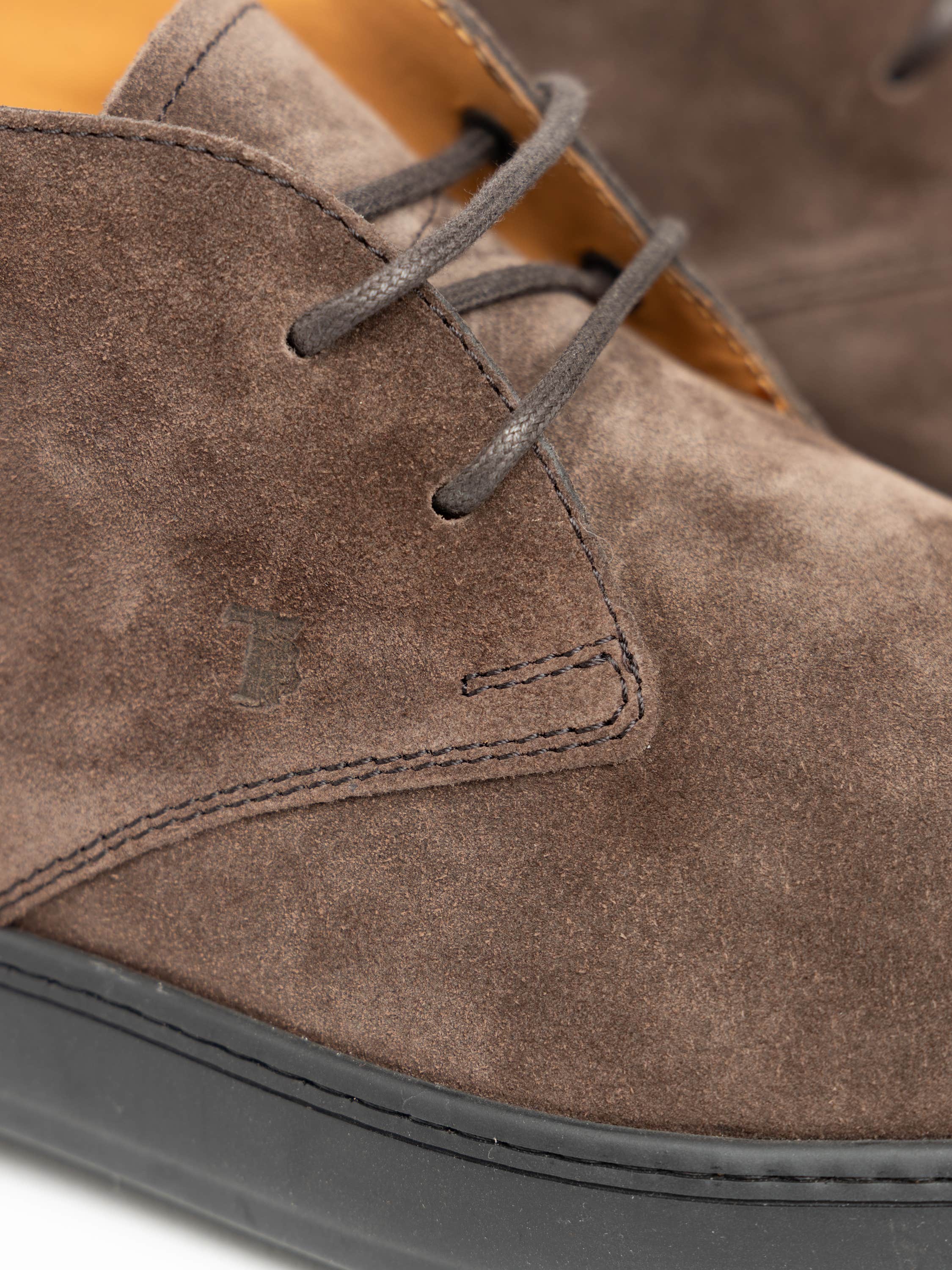 Dark Brown Desert Boots in Suede