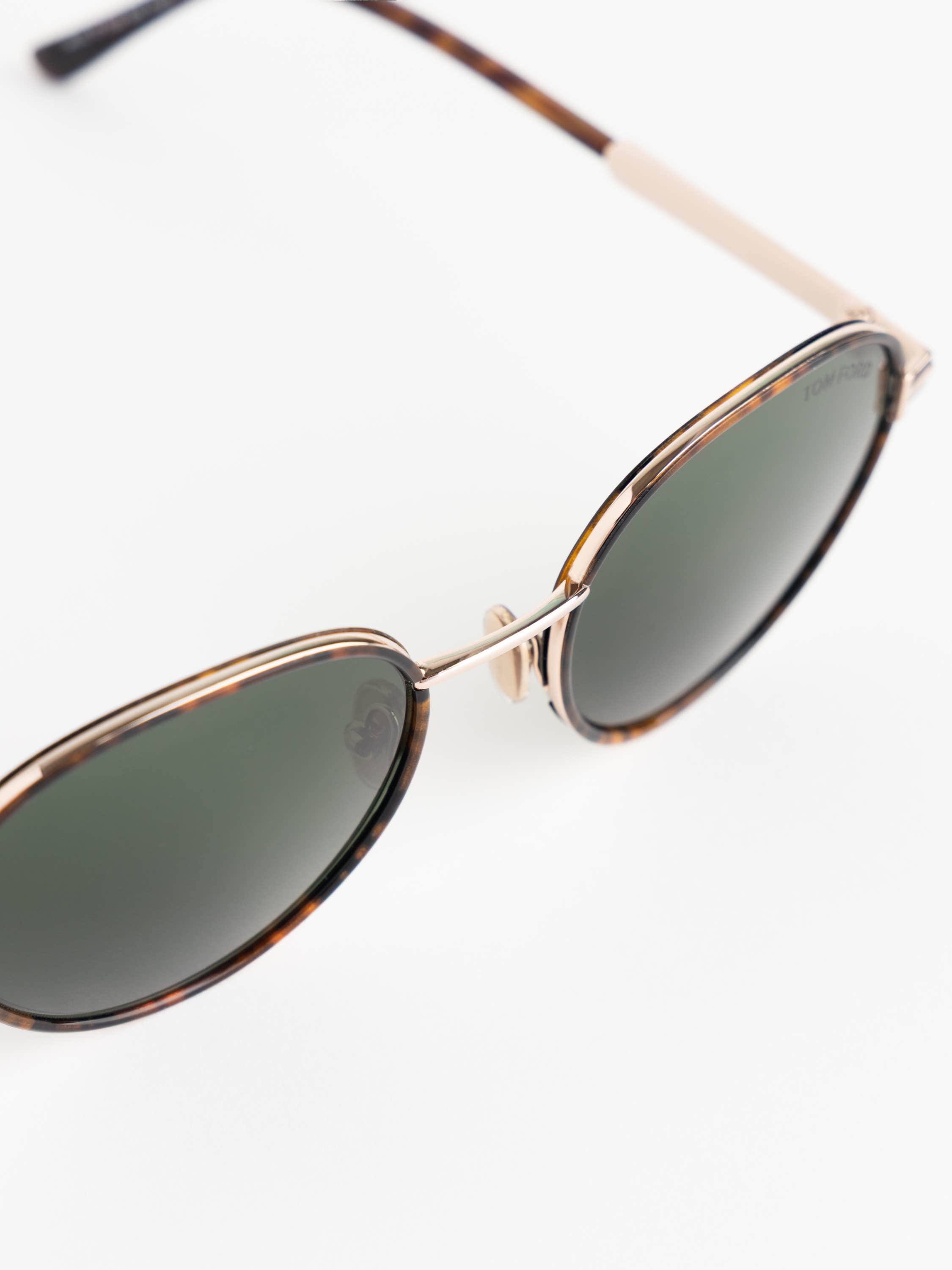 Jet Habana Rounded Sunglasses