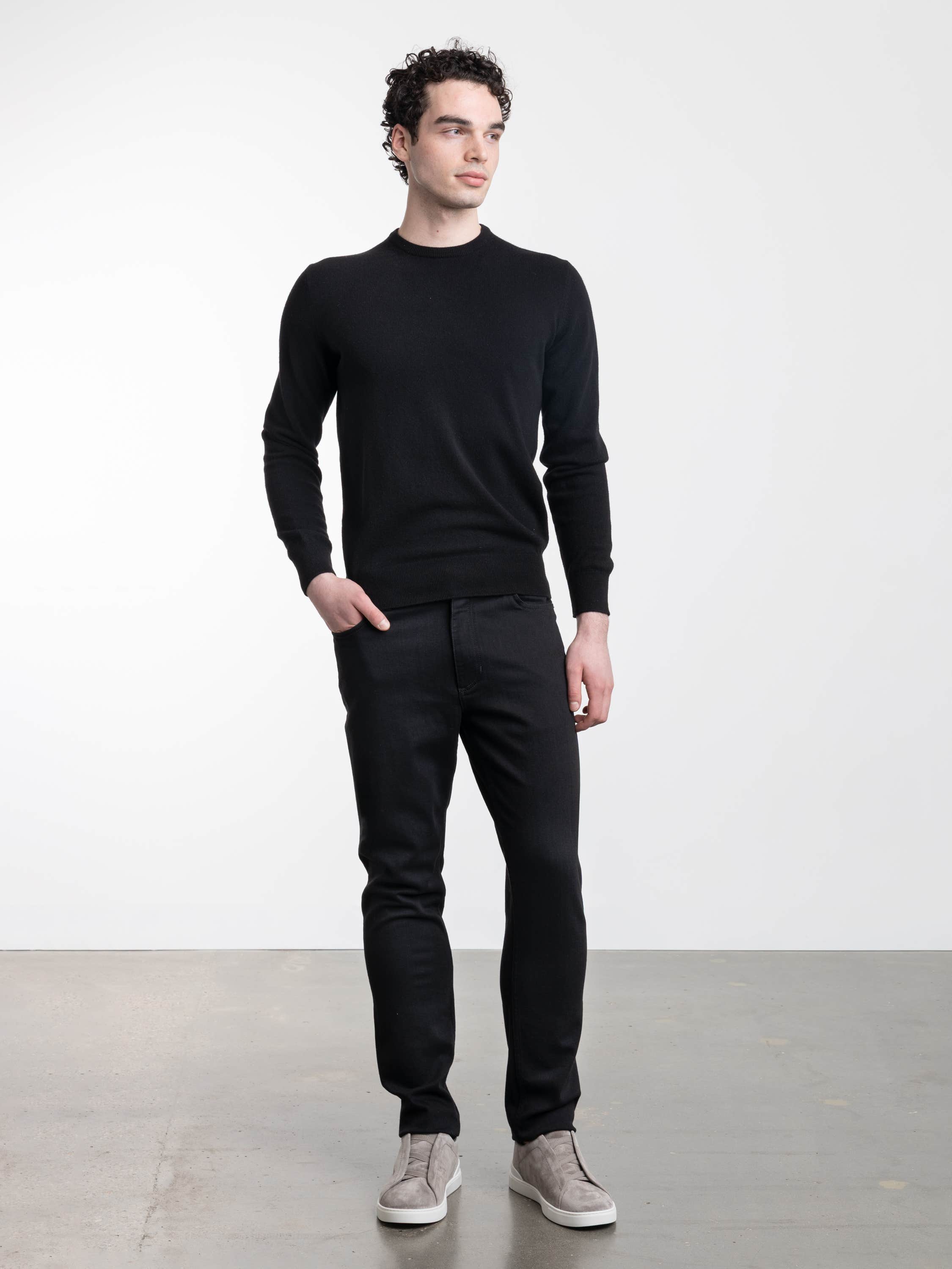 Black Oasi Cashmere Crewneck