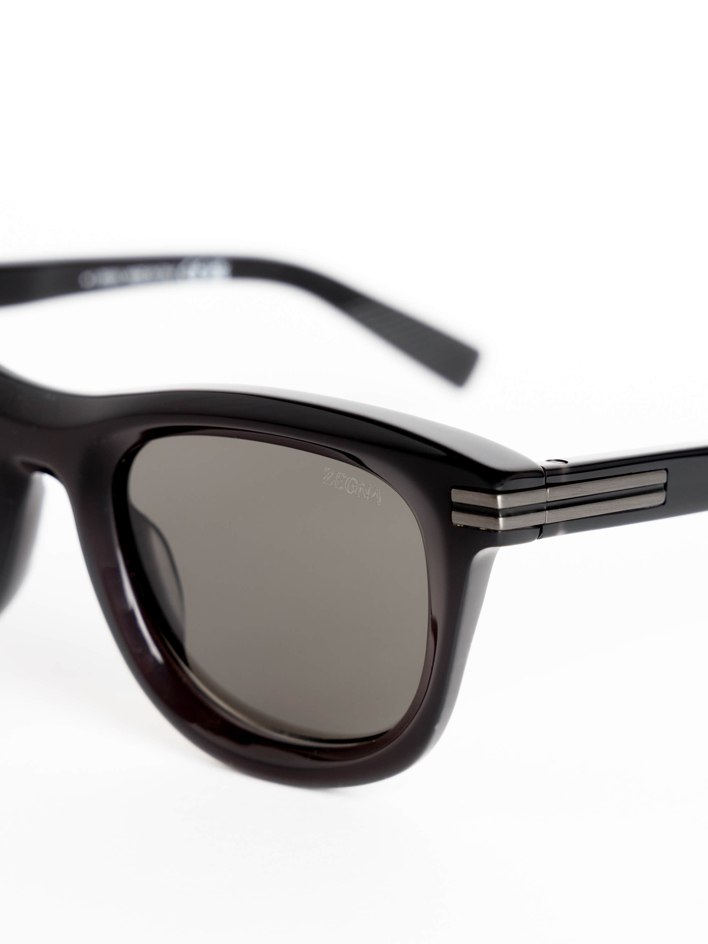 Black Round-Frame Sunglasses