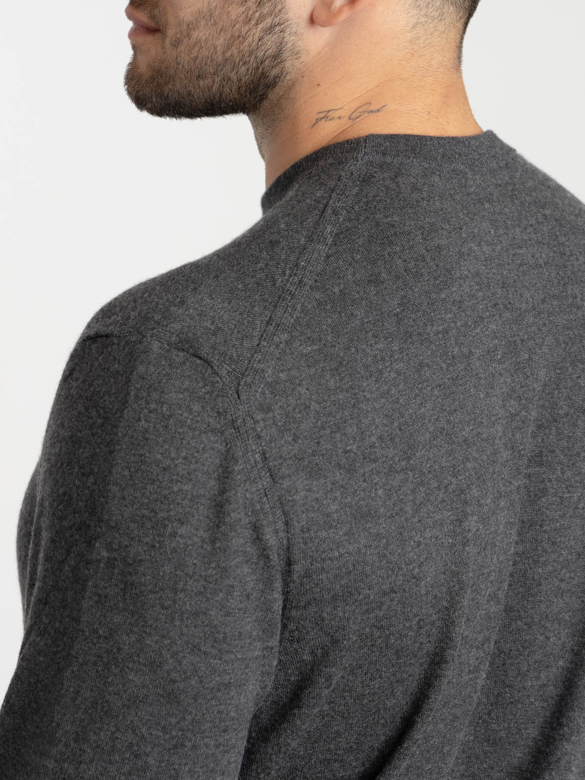 Charcoal Oasi Cashmere Crewneck Sweater