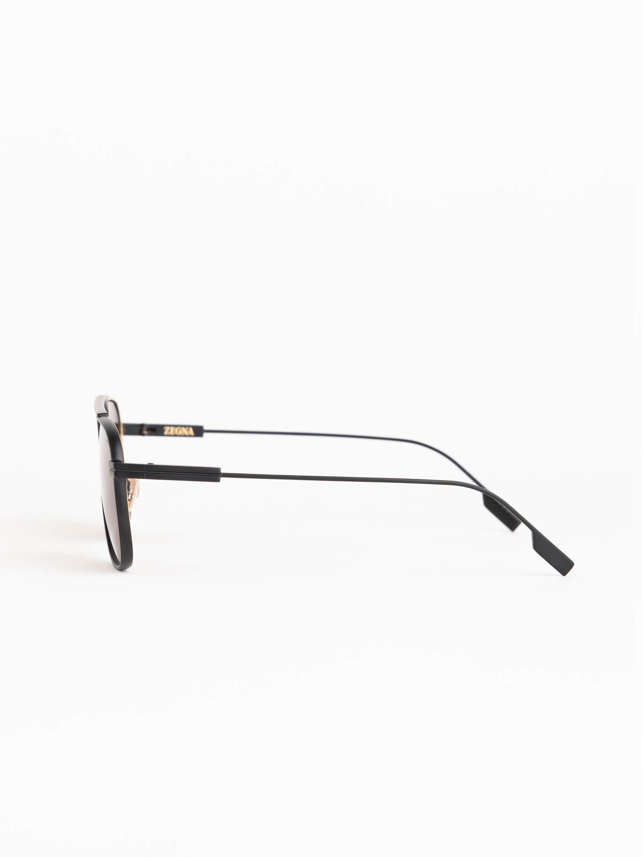 Matte Black Pilot Sunglasses