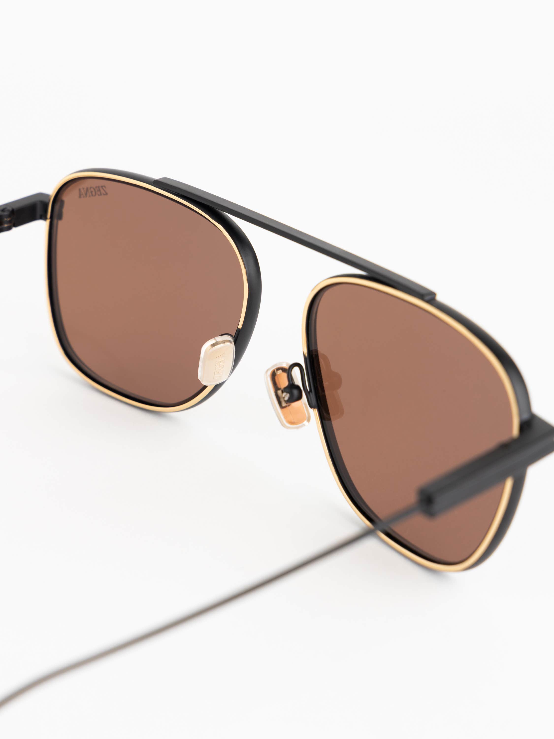 Matte Black Pilot Sunglasses