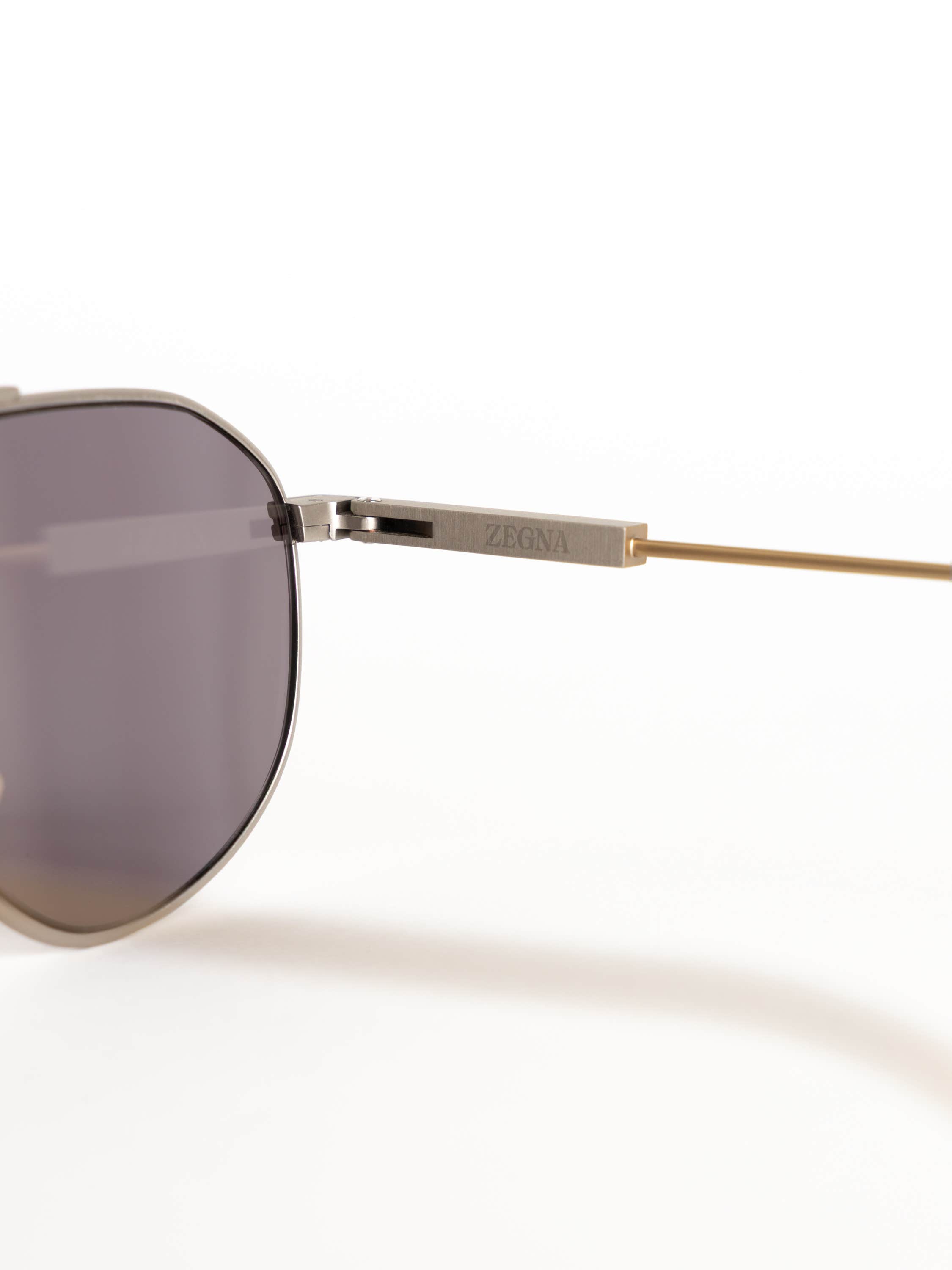 Metal Frame Aviator Sunglasses