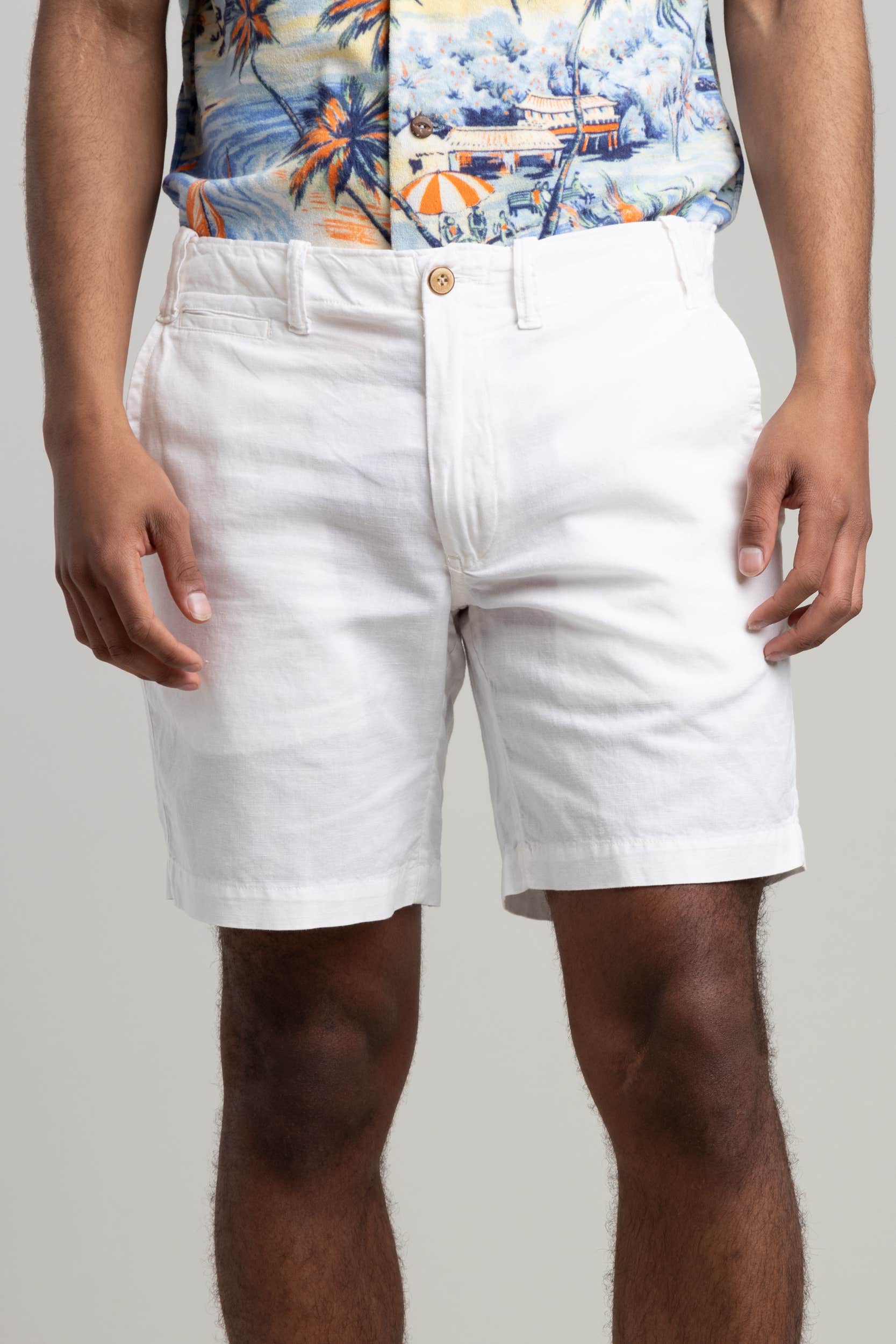 8.5-Inch White Linen Shorts