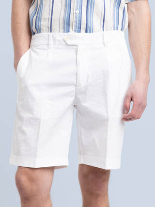 04651 / A trip in a bag White Seersucker Bermudas
