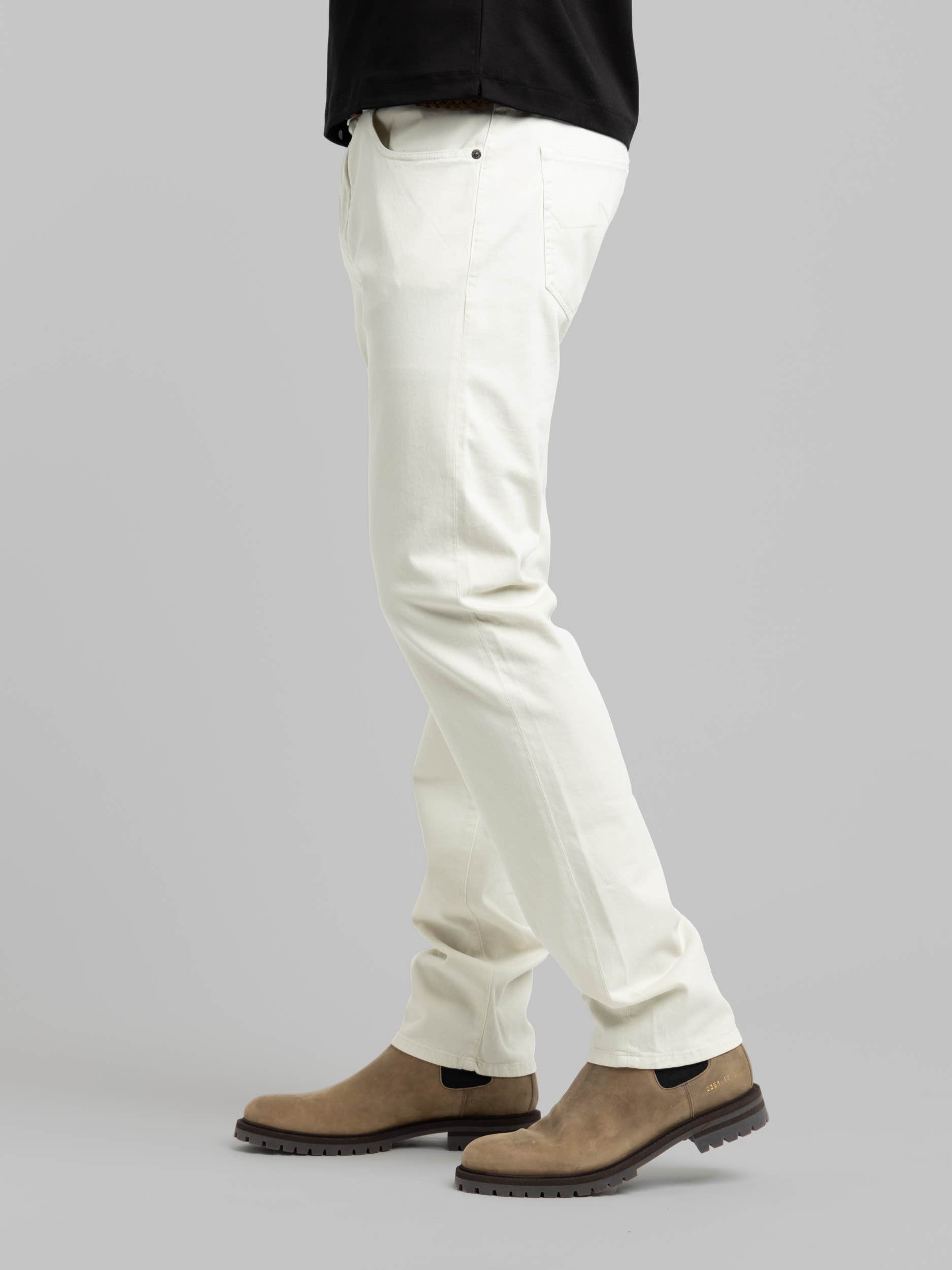 White Five-Pocket Jeans